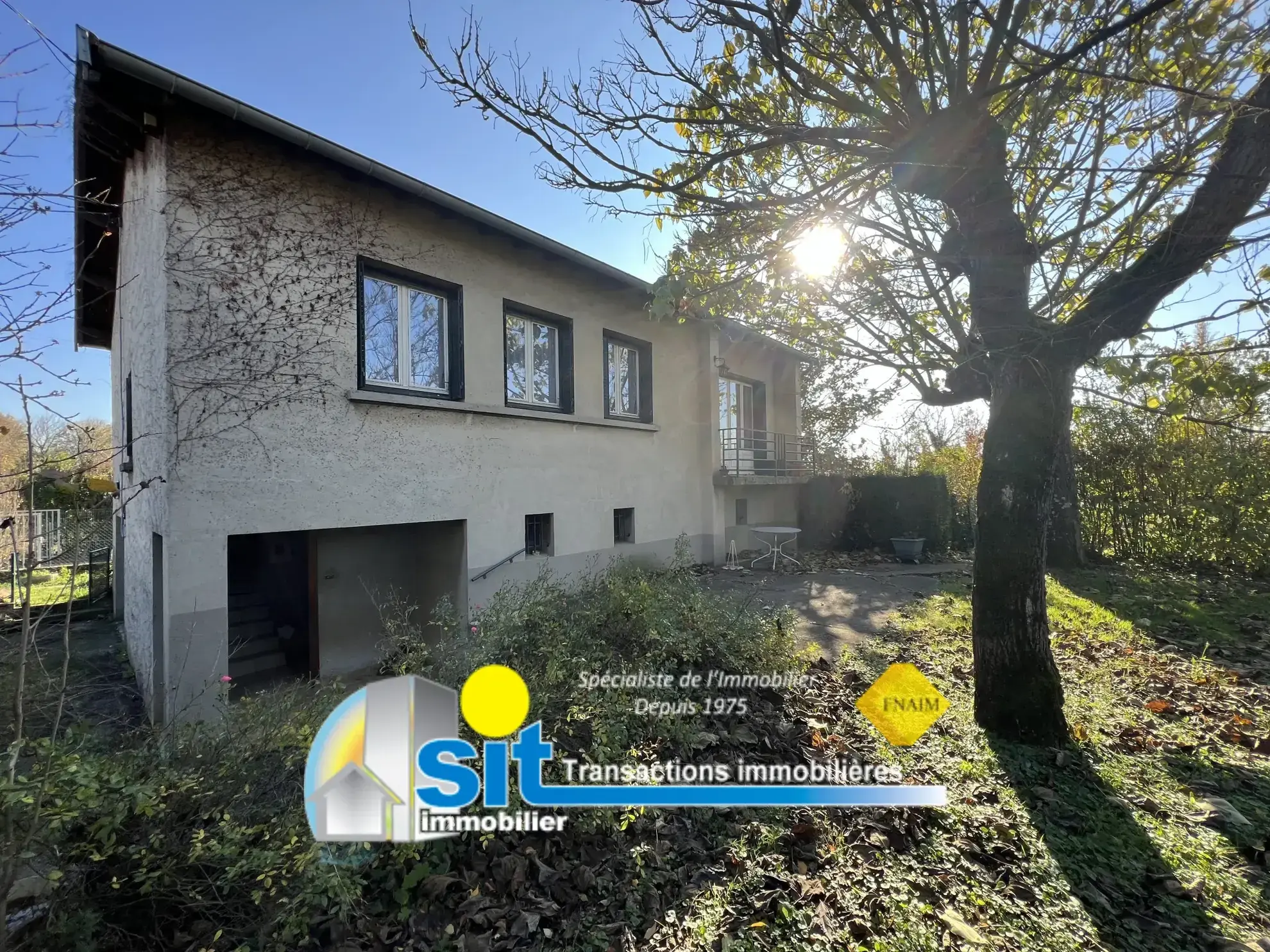 Maison à Chonas L'Amballan de 82 m² avec jardin et potentiel de rénovation 