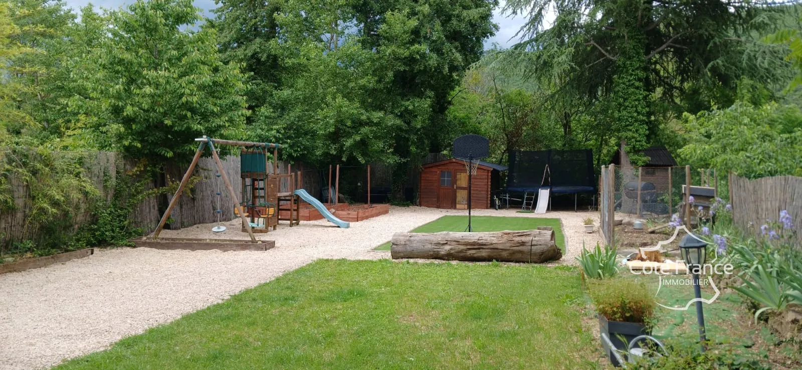 Maison 4 chambres avec piscine, jardin et confort moderne à Molières-sur-Cèze 
