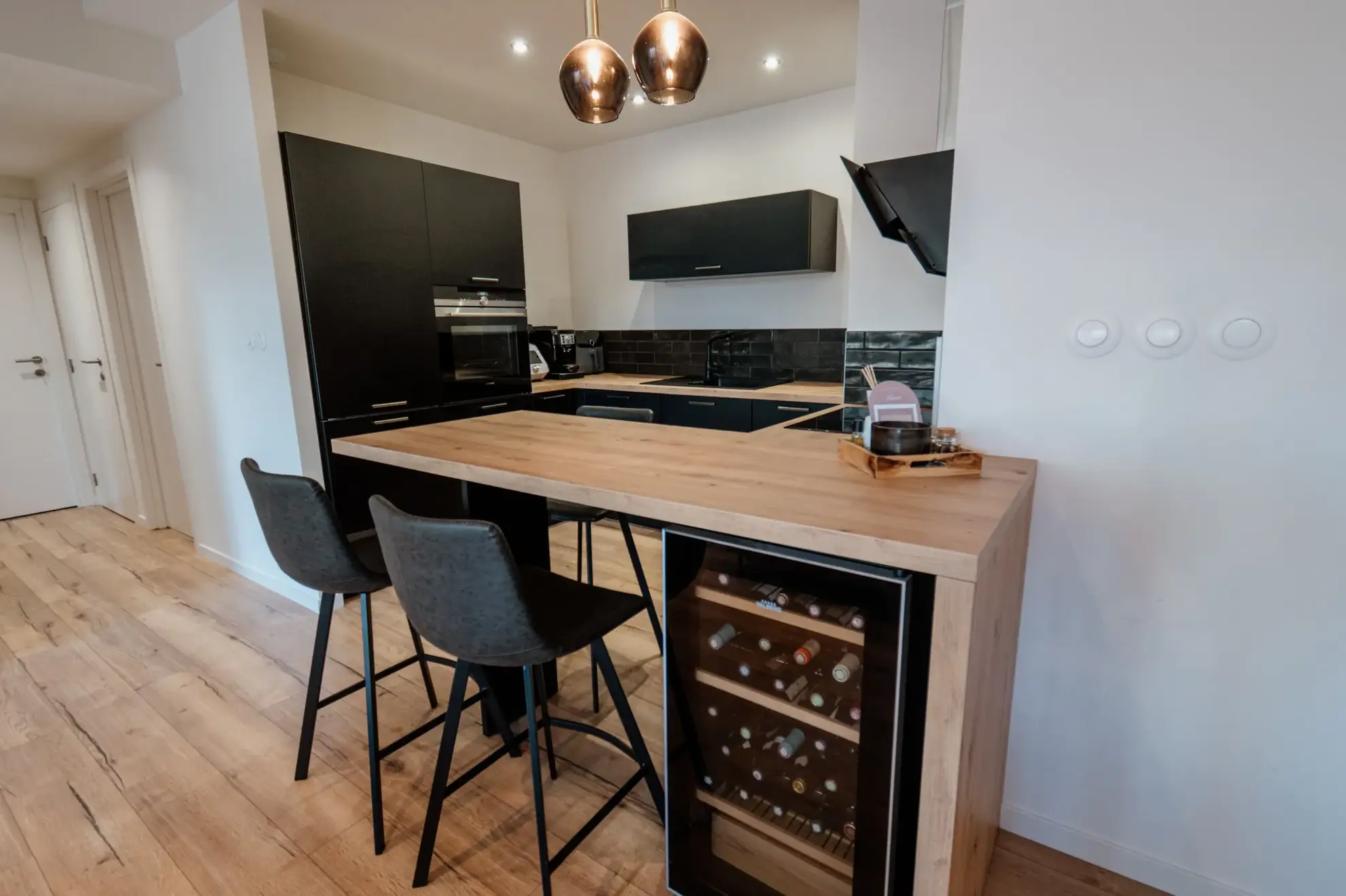 Appartement 4 pièces rénové à Pontarlier Centre-ville avec box 