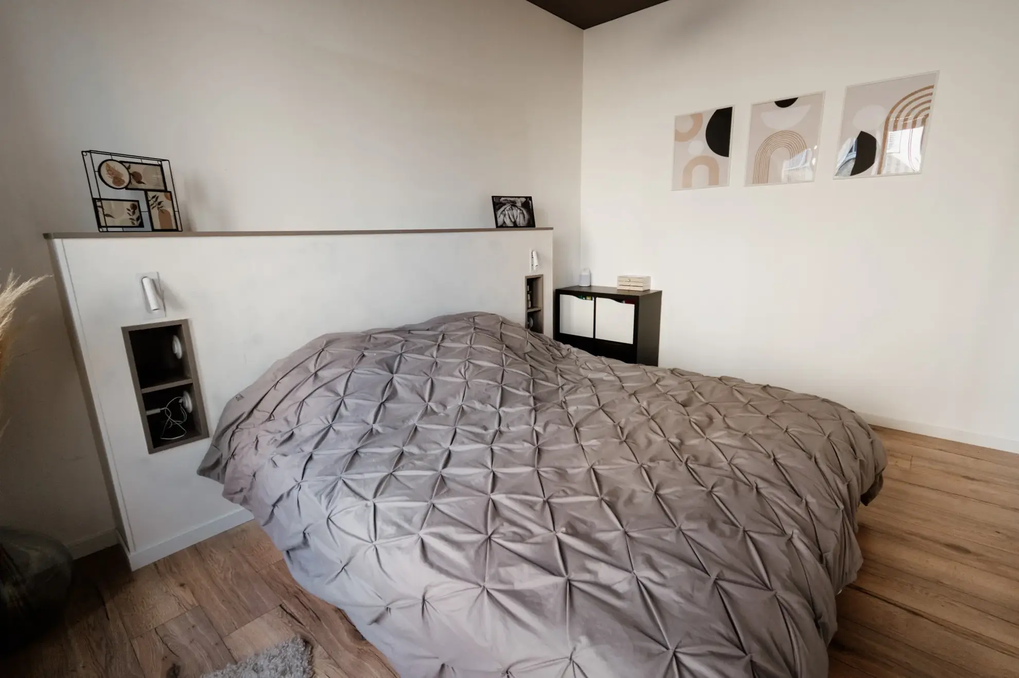 Appartement 4 pièces rénové à Pontarlier Centre-ville avec box 