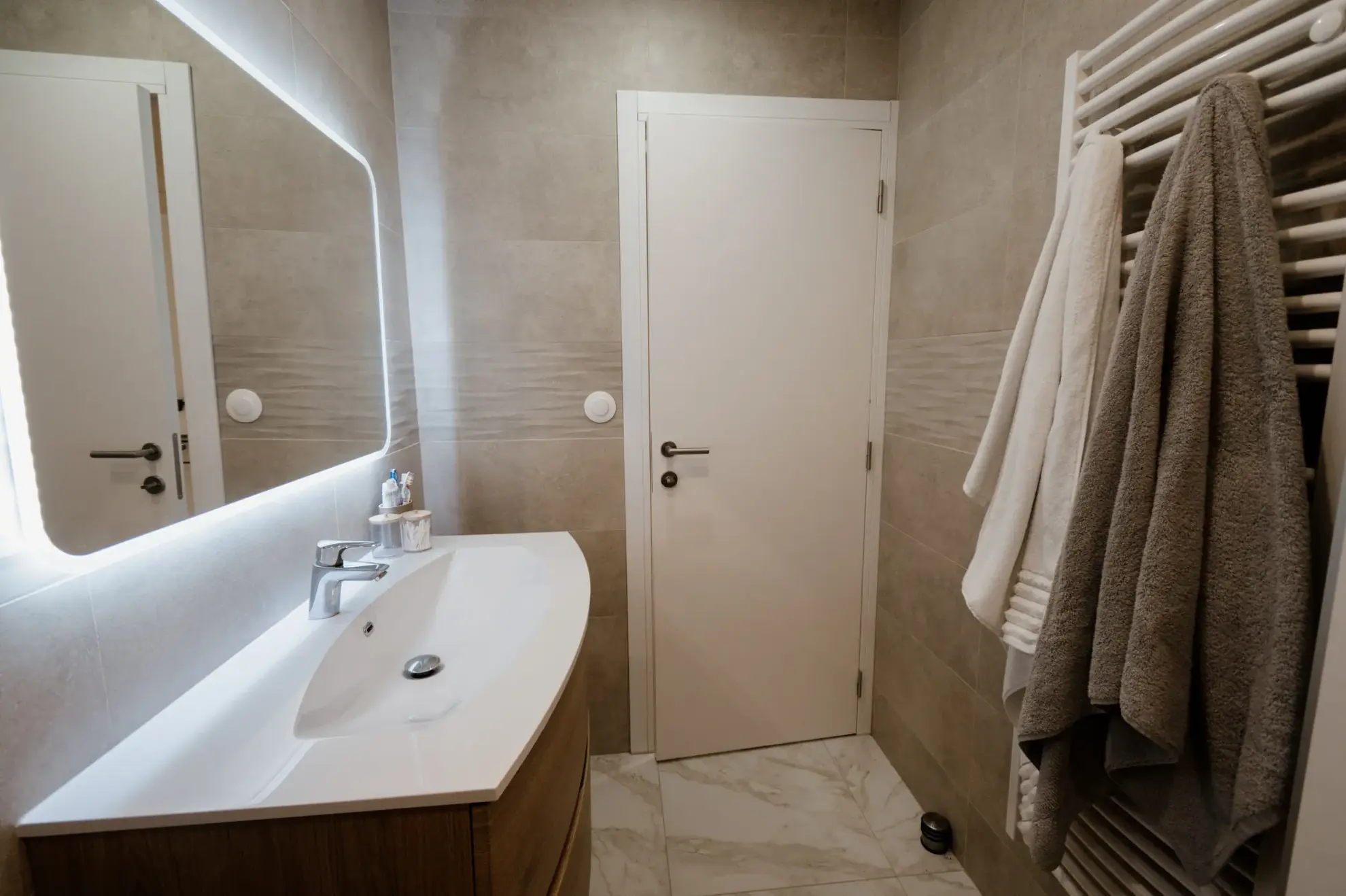 Appartement 4 pièces rénové à Pontarlier Centre-ville avec box 