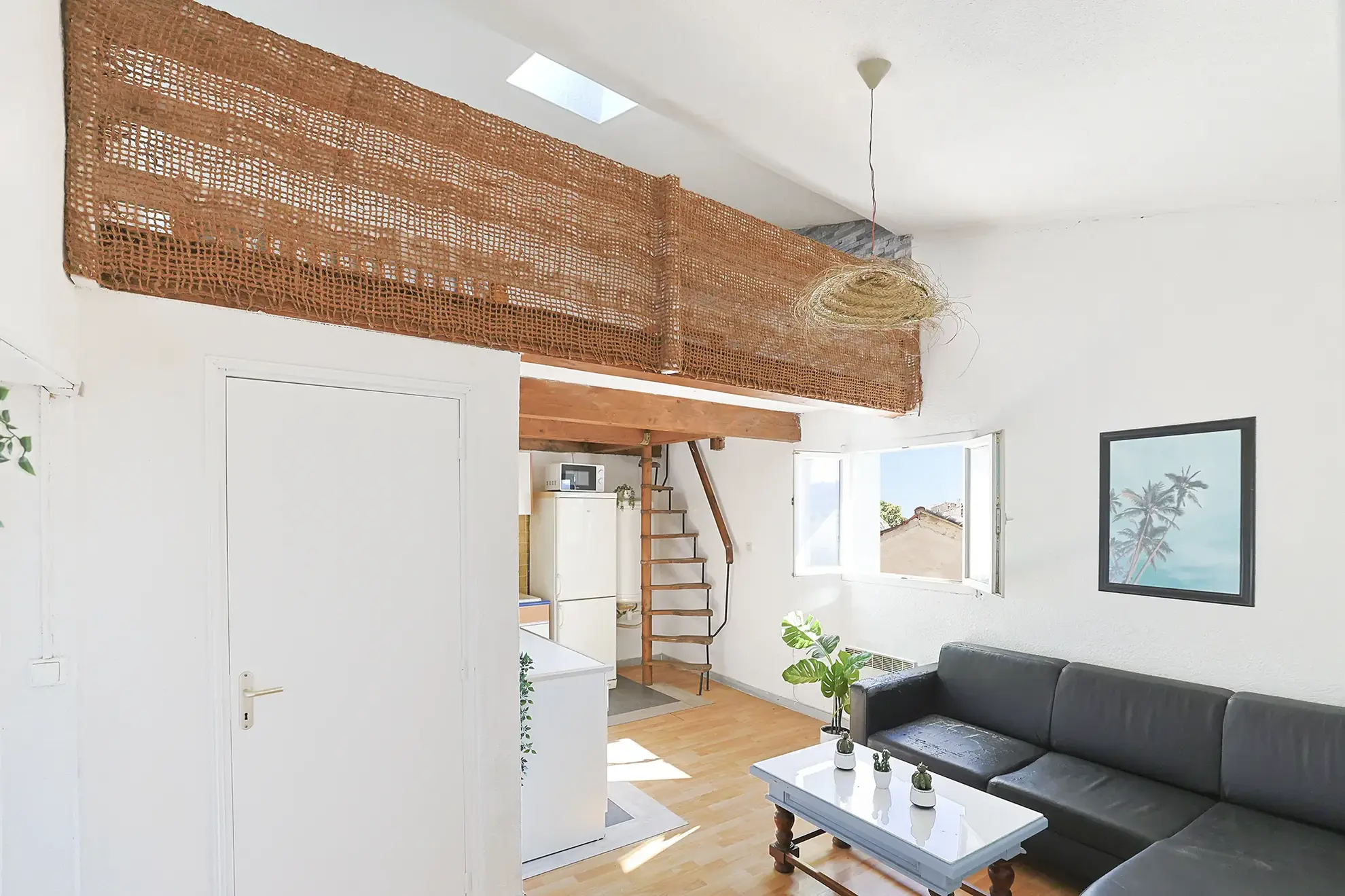 Appartement duplex T3 de 43 m² avec vue imprenable à Pierrefeu-du-Var