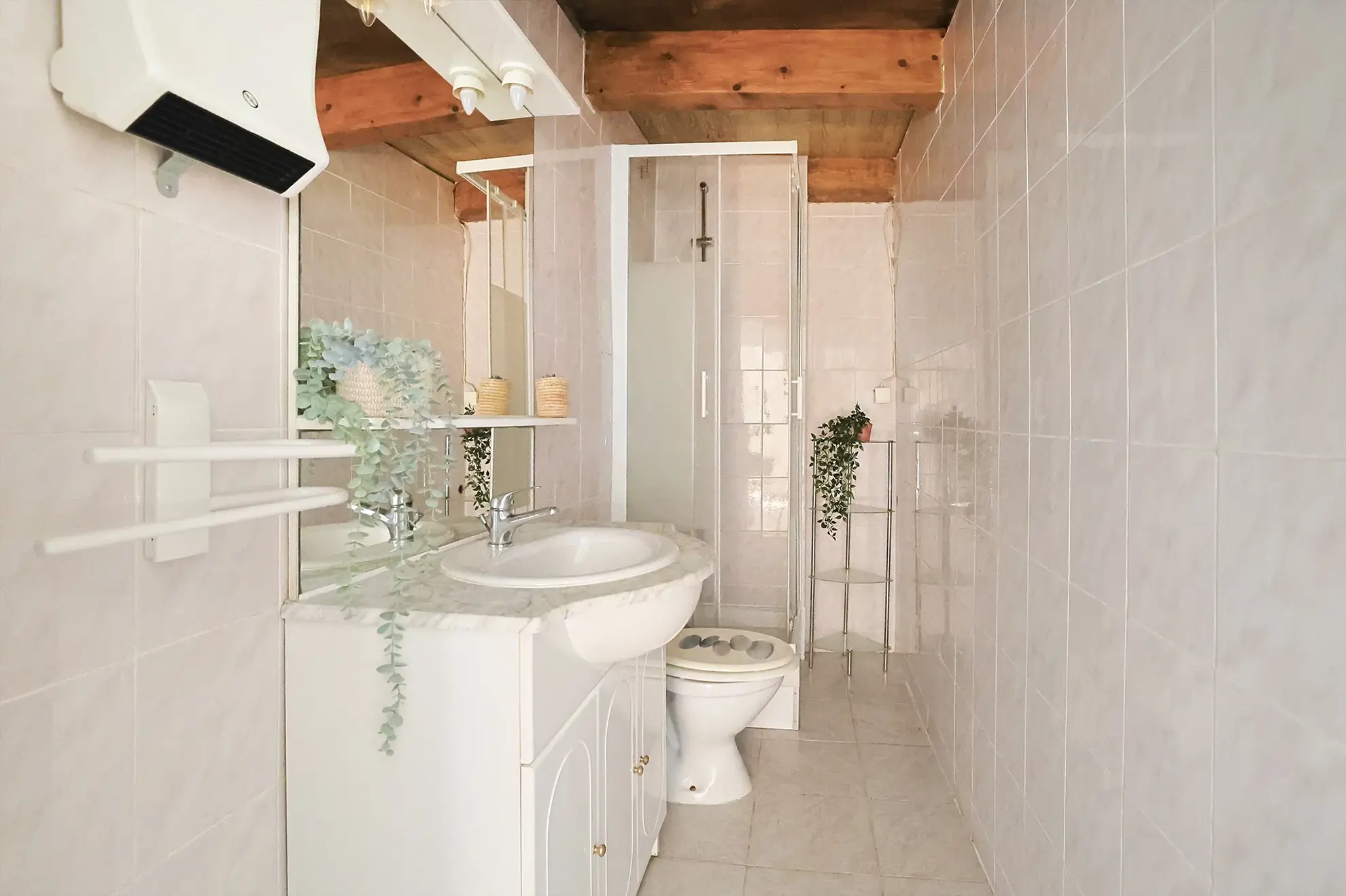 Appartement duplex T3 de 43 m² avec vue imprenable à Pierrefeu-du-Var 