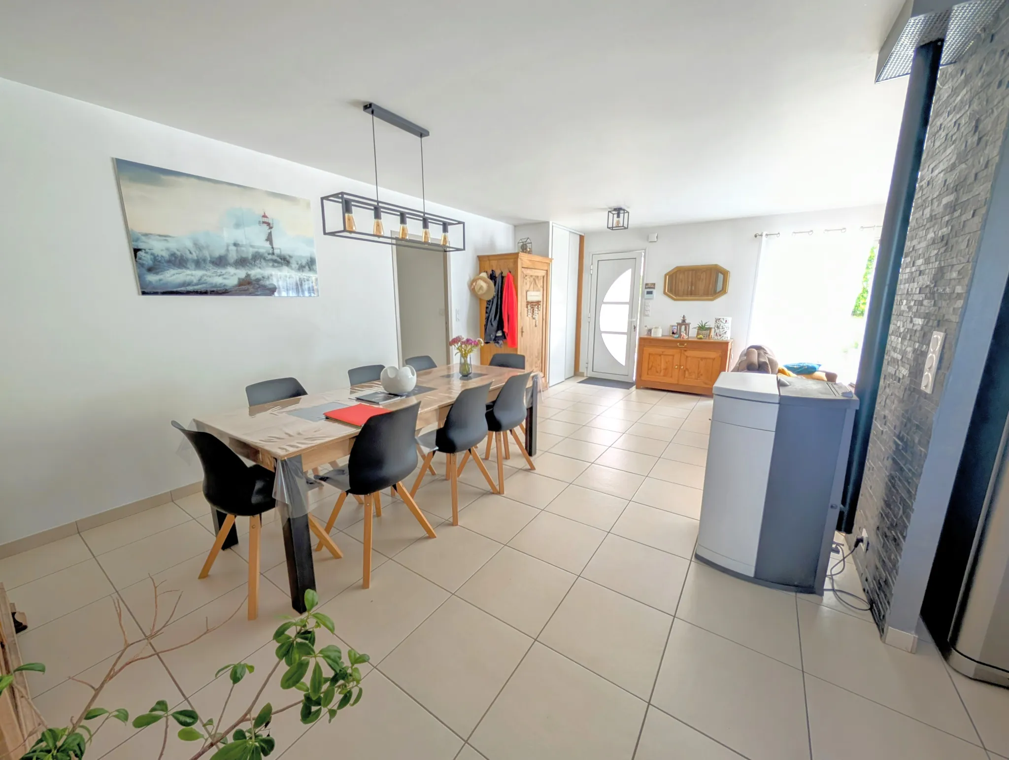 Maison de plain-pied à Guer avec 3 chambres et terrain clos 