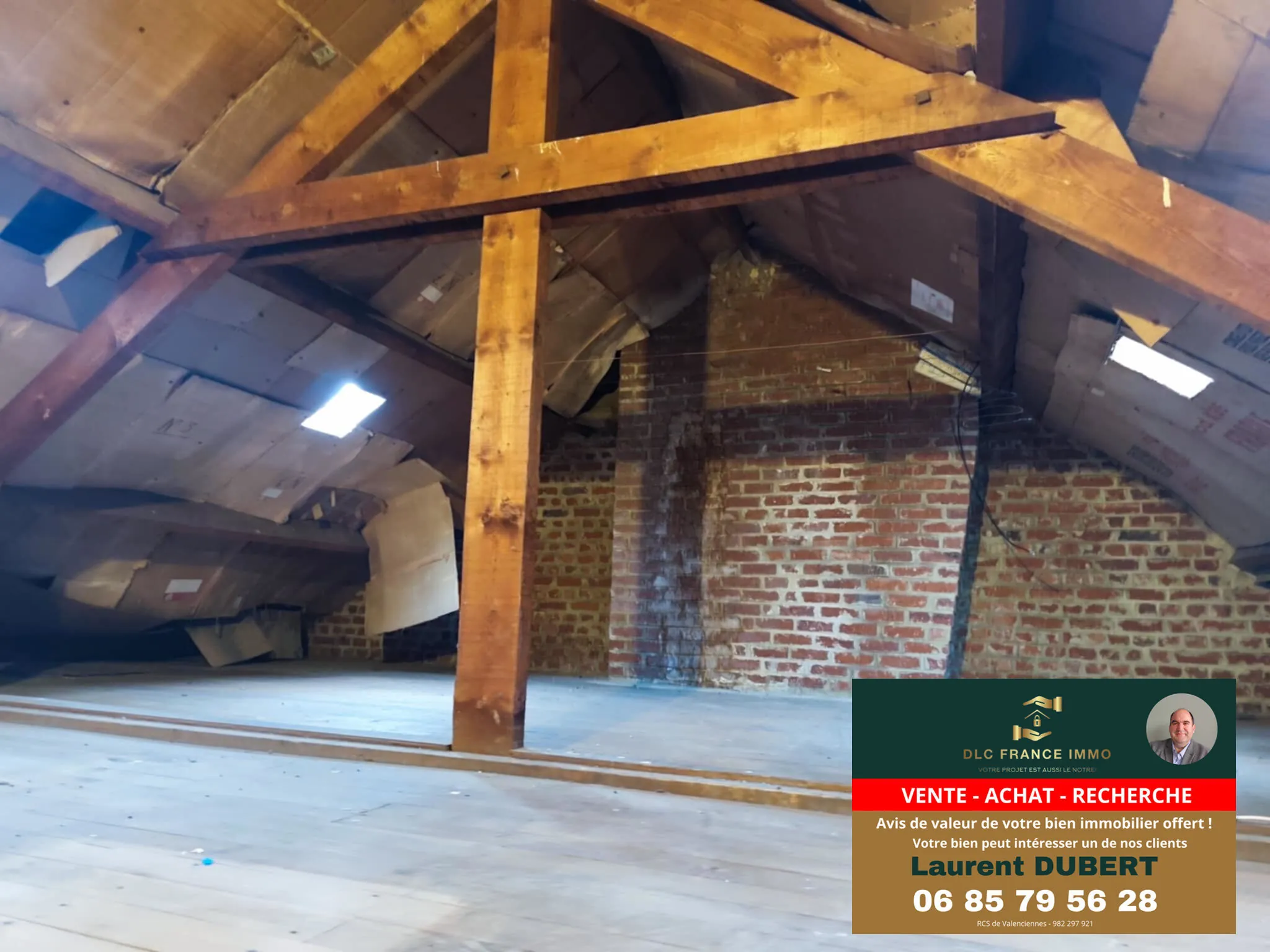 Maison semi-individuelle à vendre à Aulnoye-Aymeries - 3 chambres et garage 