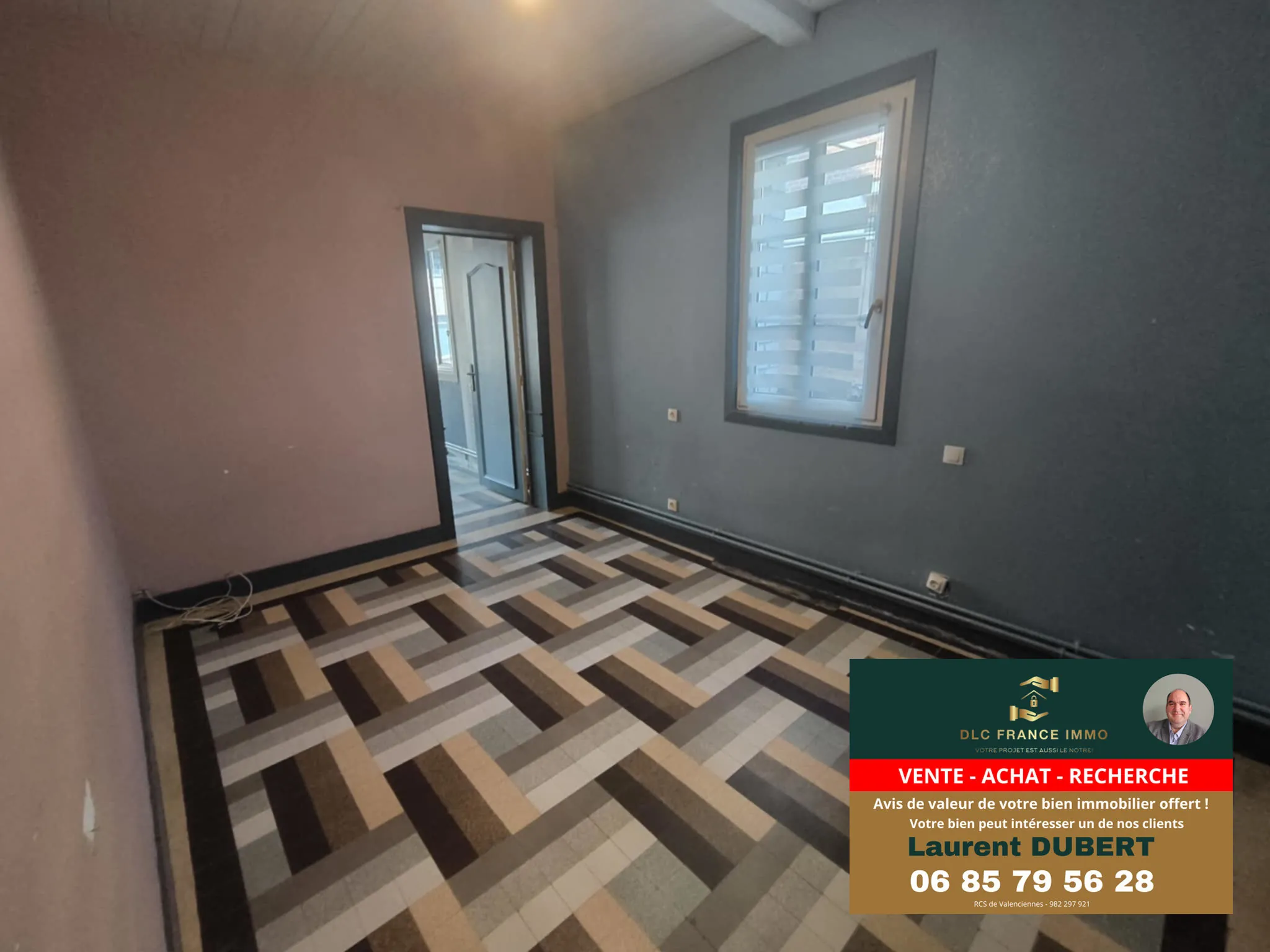 Maison de plain-pied à vendre à Aulnoye-Aymeries avec 4 chambres et terrain de 647 m² 