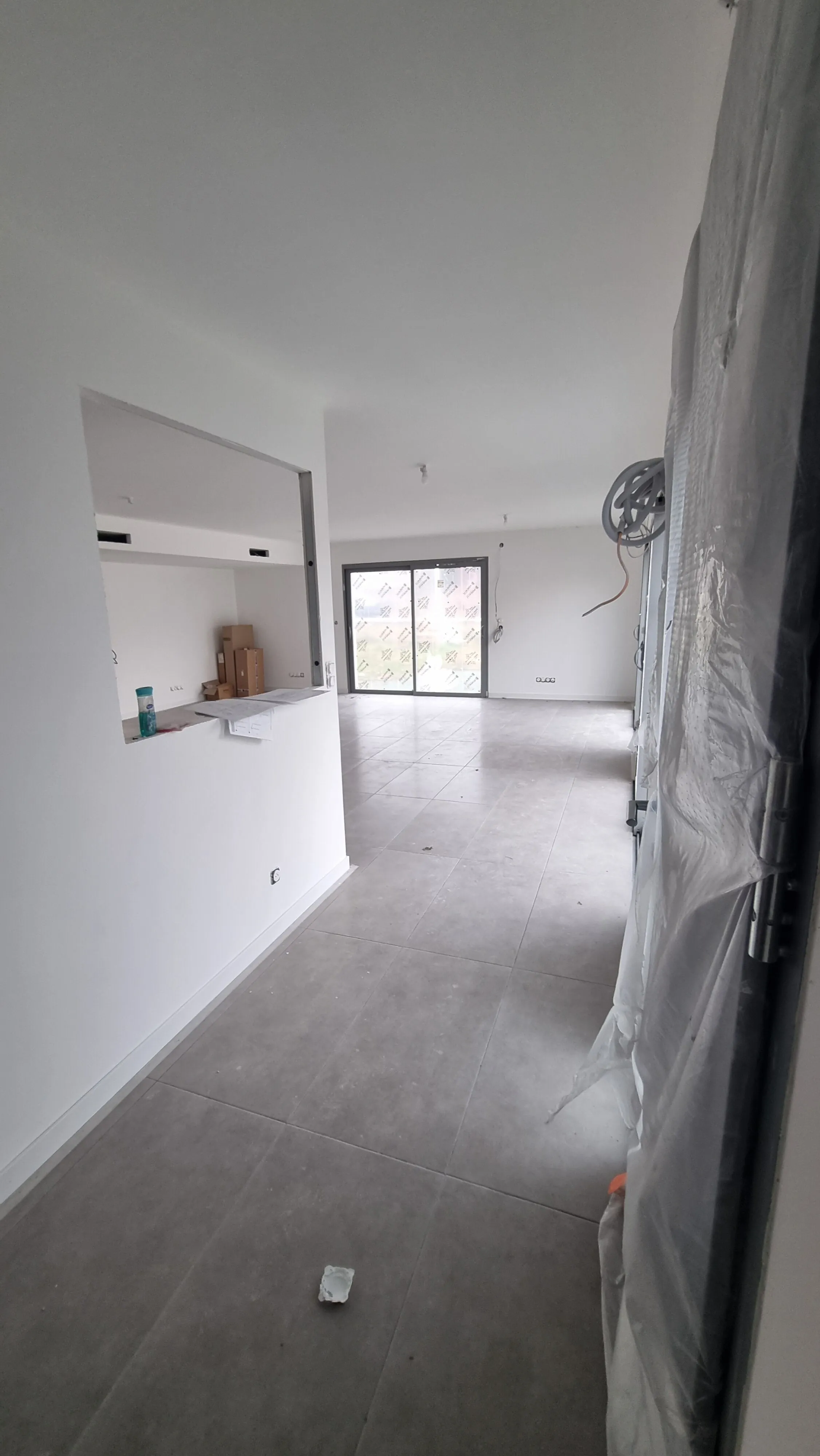 Maisons neuves à Roanne avec 5 chambres, garage et terrain de 453 m² 