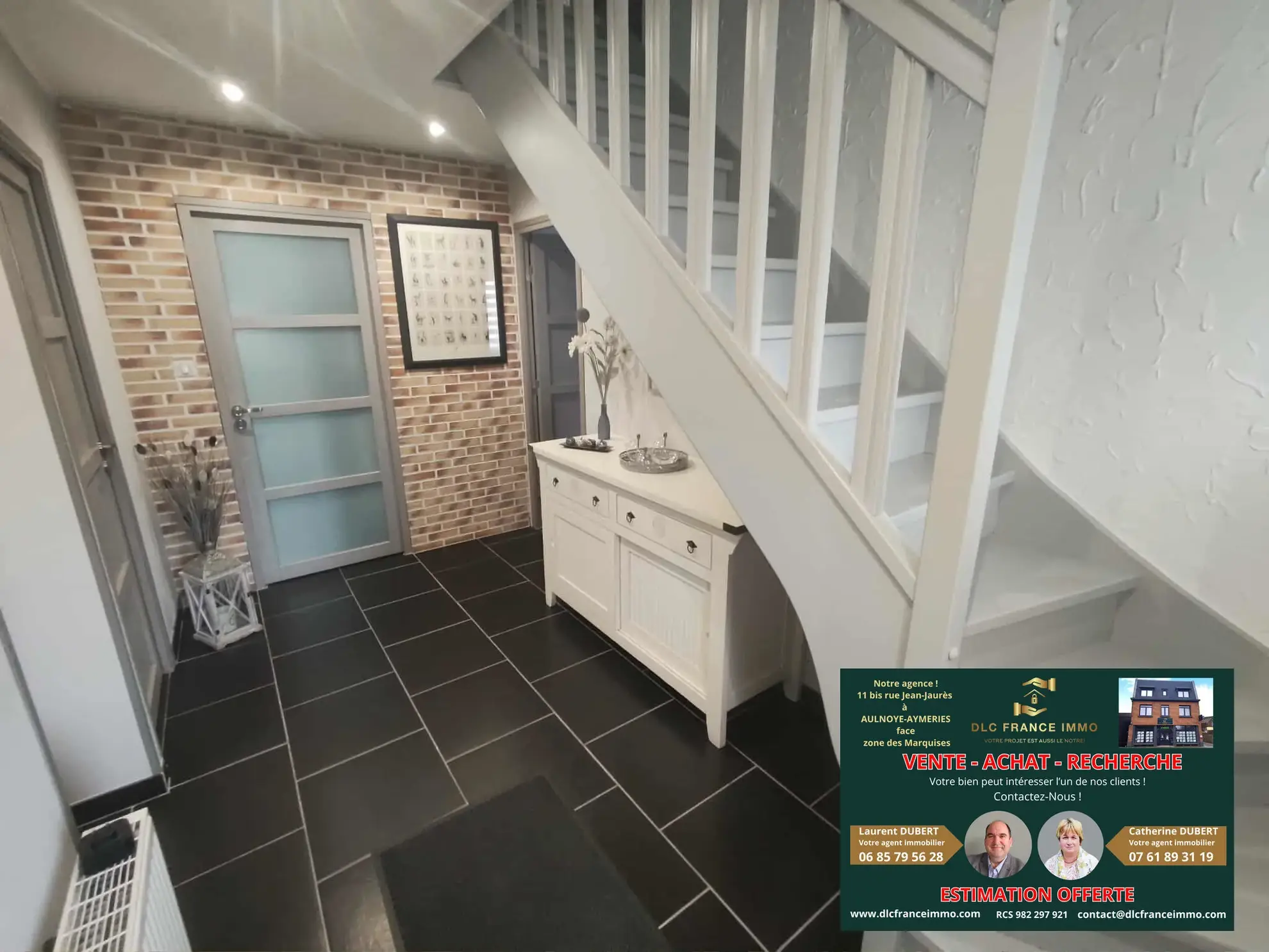 À vendre maison moderne avec jardin et garage à Bchant en mars 2026 