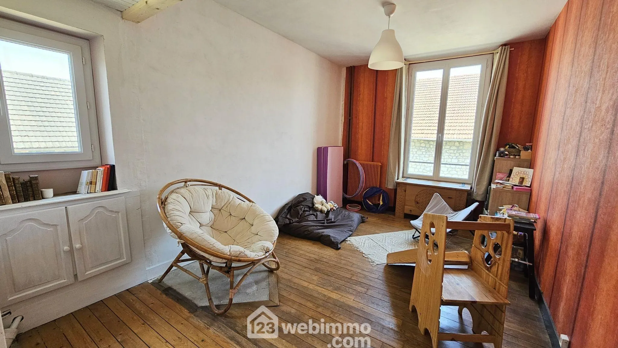 Maison en pierre de 120 m² à La Ferté-Alais avec garage et sous-sol 