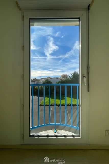 Studio de 22 m² avec parking sécurisé à Poitiers Saint Eloi 