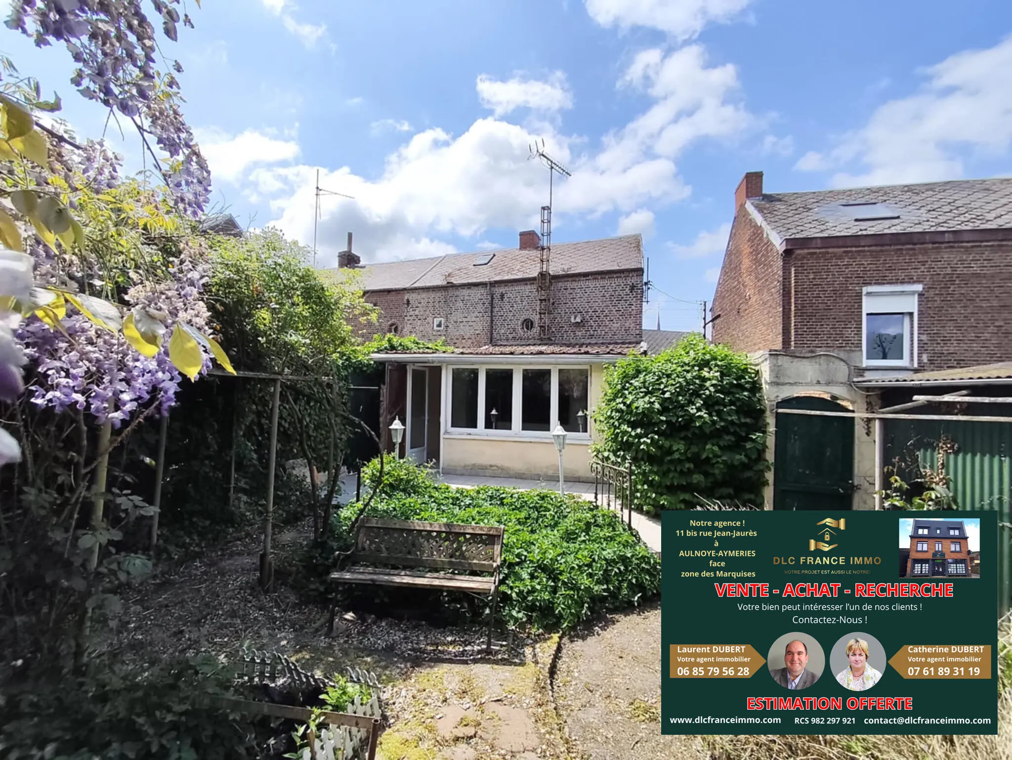 Maison semi-individuelle à Rousies avec garage et terrasse - À rafraîchir 