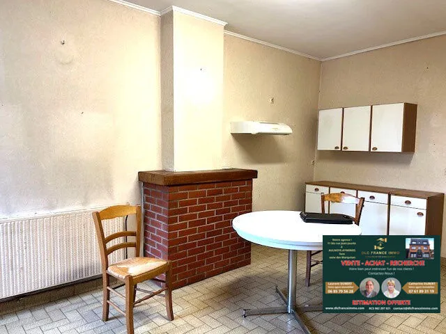 Maison semi-individuelle à Berlaimont avec grand potentiel et garage 