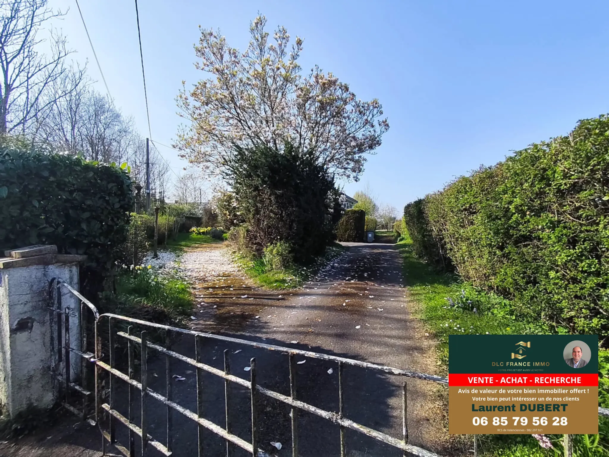 Maison à vendre à Berlaimont avec grand terrain arboré 