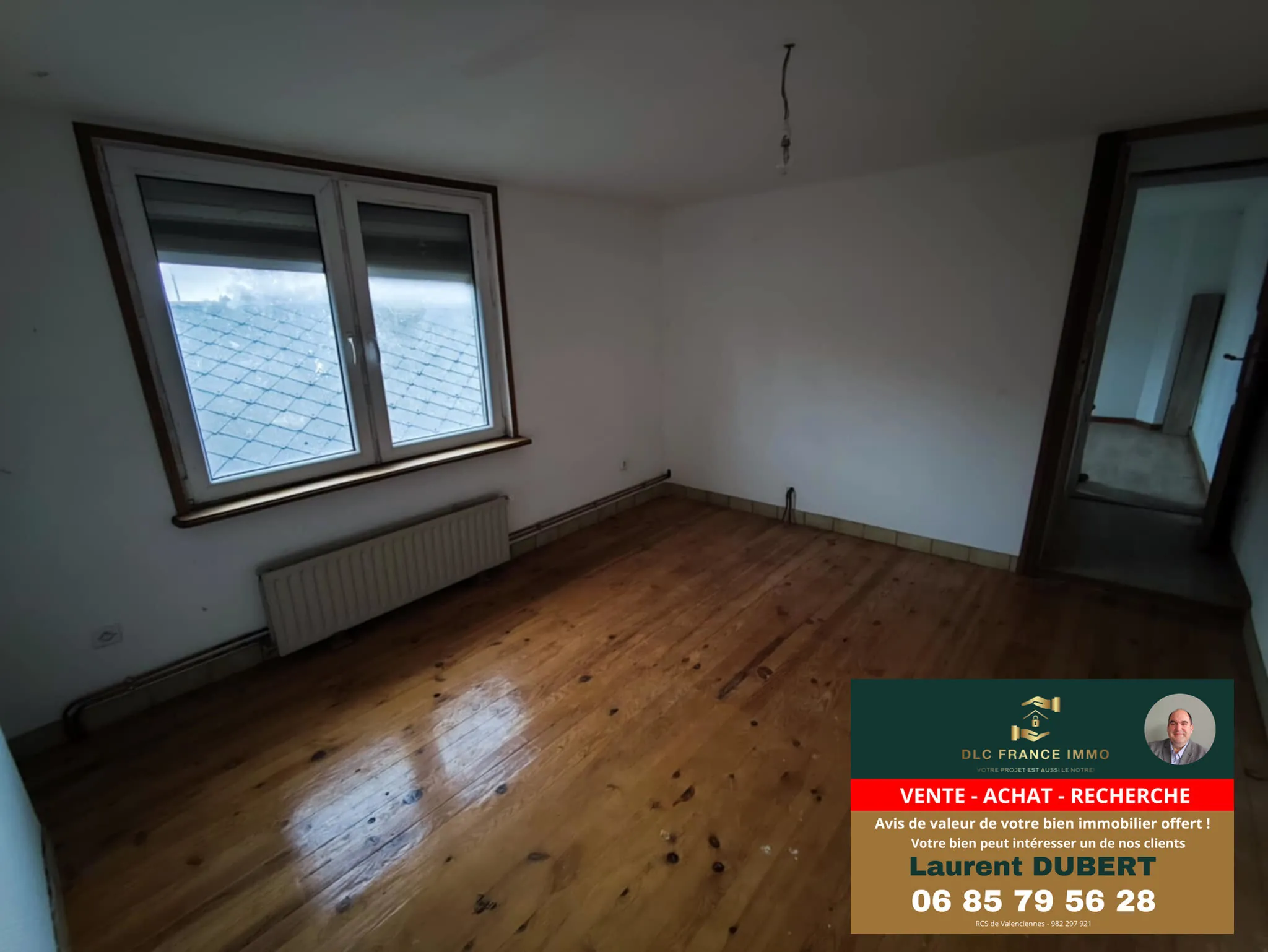 Maison semi-individuelle à Leval de 152 m² avec potentiel et terrain de 607 m² 