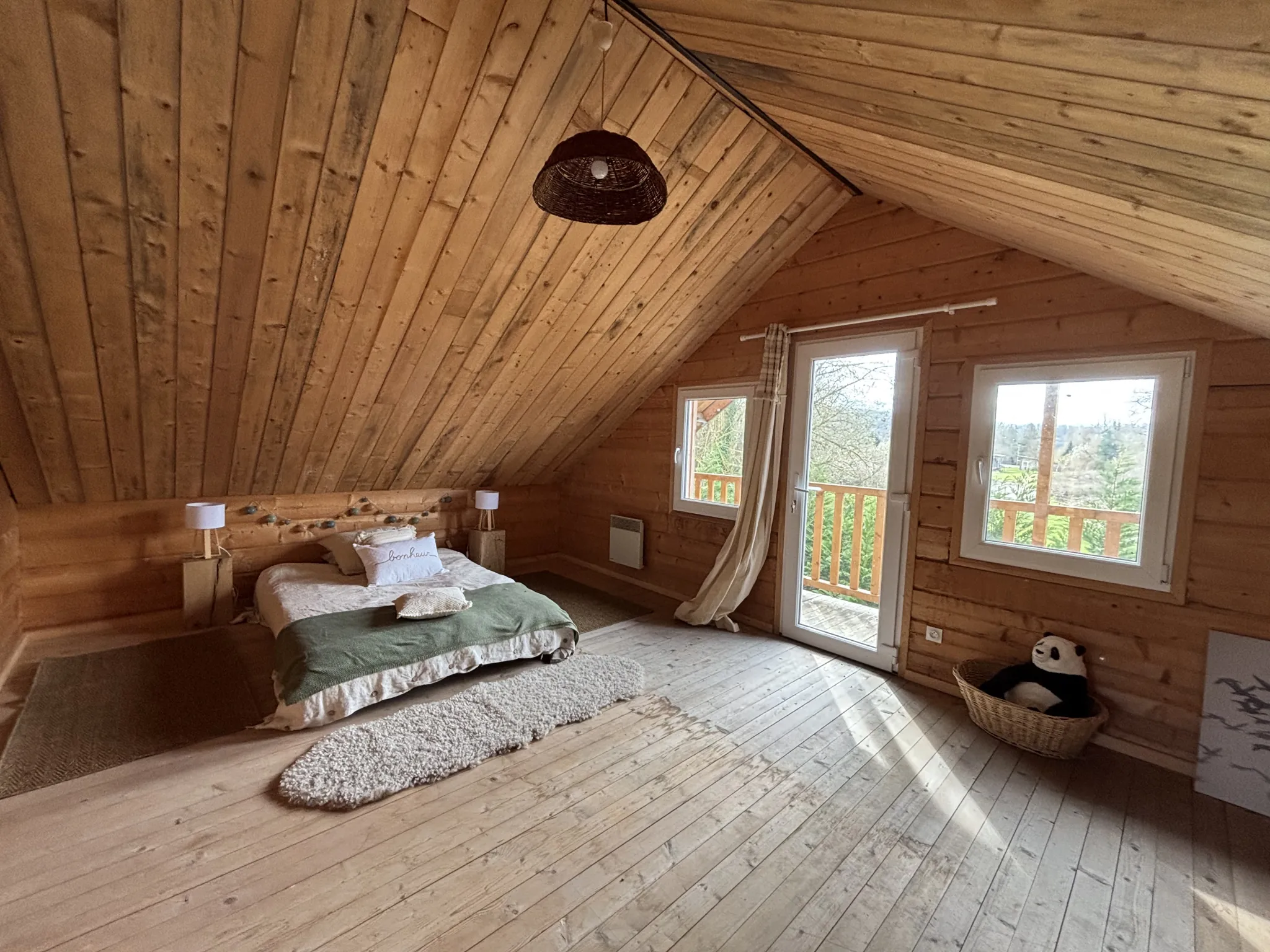 Charmant chalet à Saint-Ouen-sur-Morin avec 2 chambres et terrain de 700 m² 