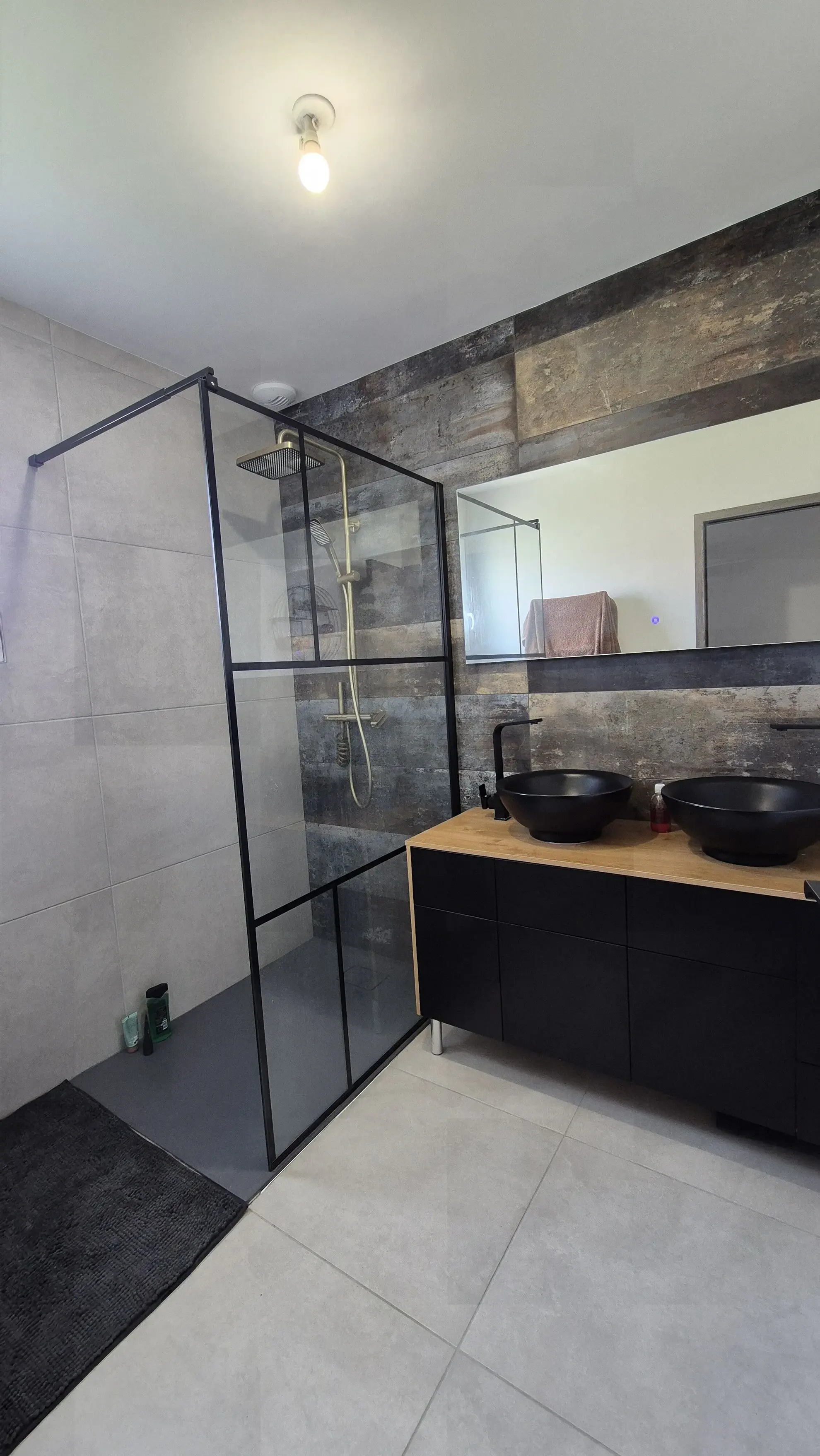 Maison neuve à Roanne avec terrasse, garage et jardin en bord de Loire - 86m² 