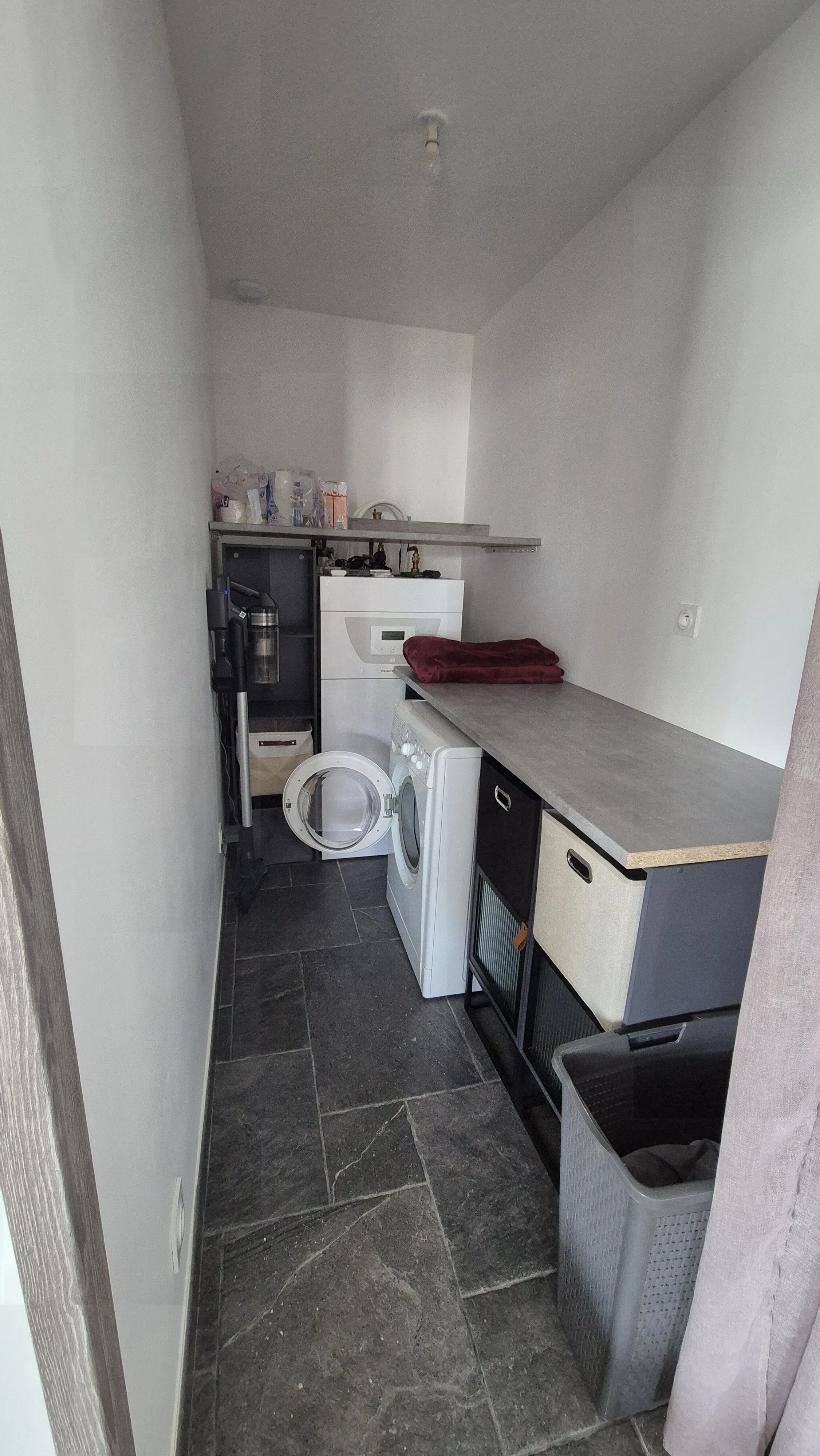 Belle maison neuve de 86 m² avec terrasse et garage à Roanne, proche de la Loire 