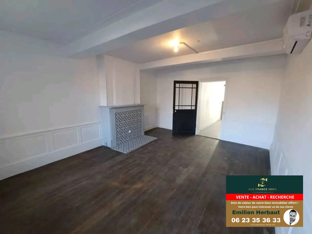 Immeuble à rénover avec local commercial et potentiel de duplex à Avesnes-sur-Helpe 