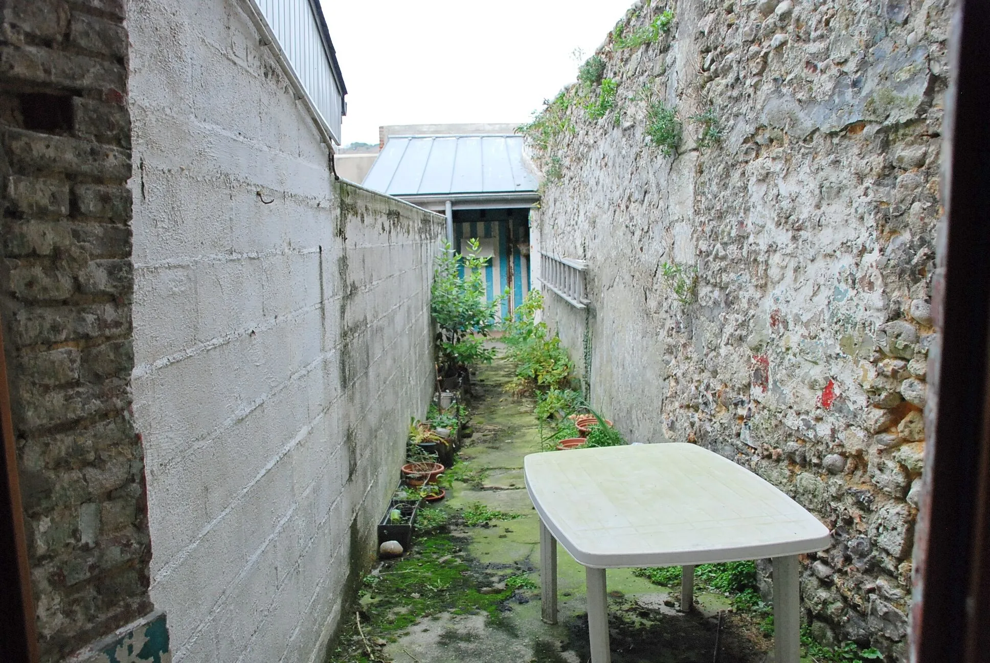 Charmante maison à Fécamp proche plage et port avec cour intérieure 