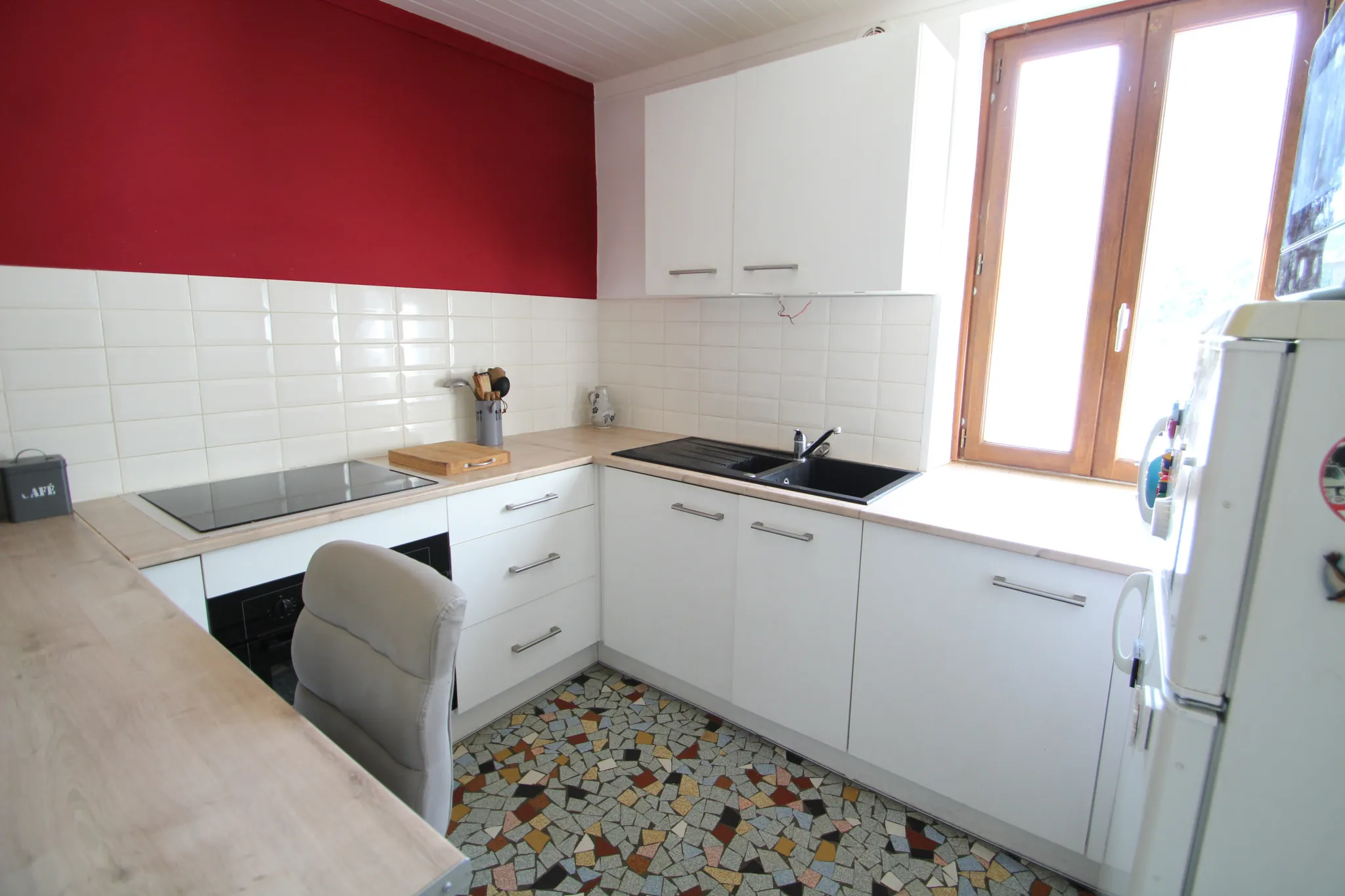 Maison 2 chambres à Bourbon Lancy avec jardin et garage 