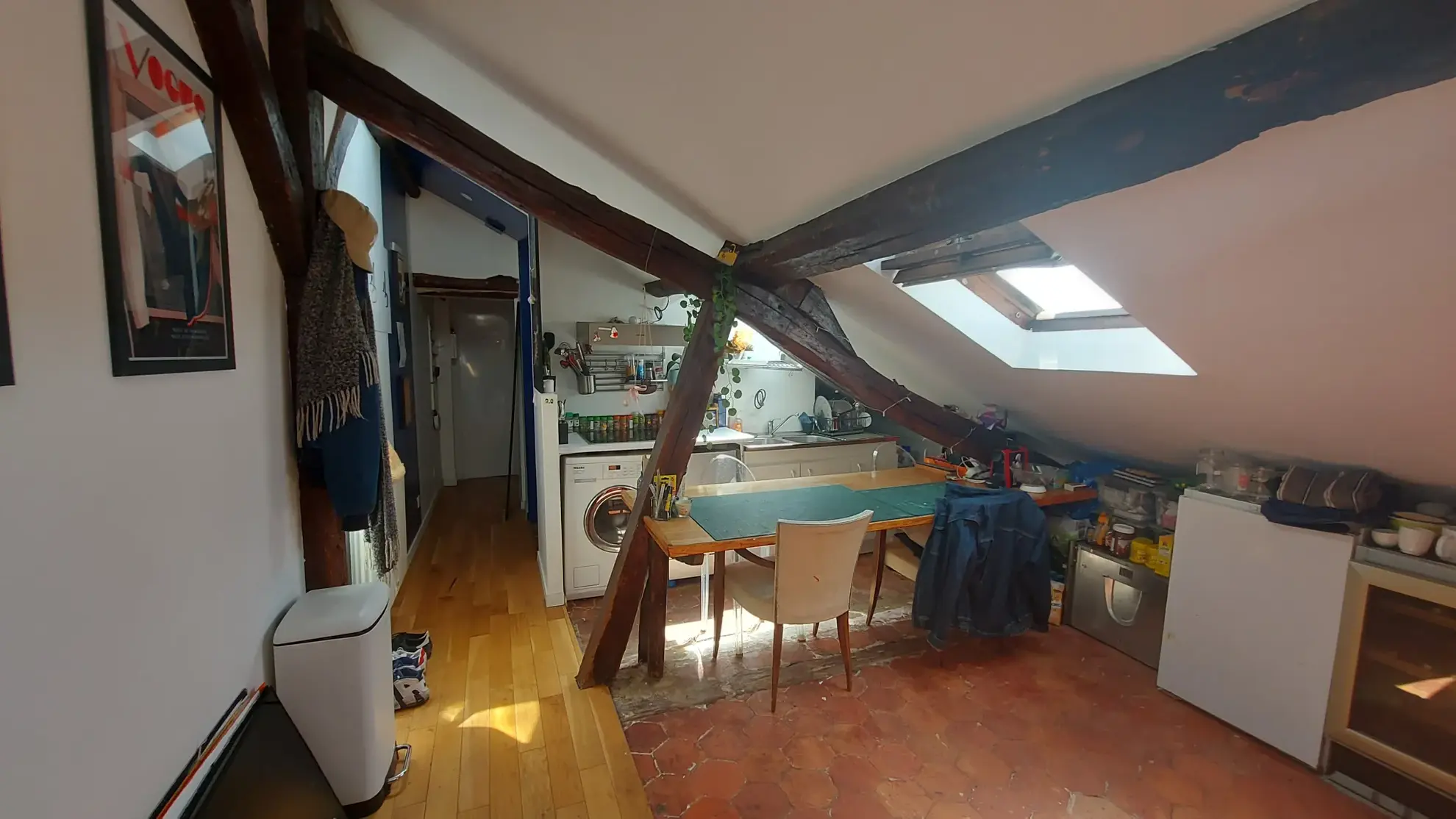 Charmant appartement rénové de 2/3 pièces au cœur de Versailles 