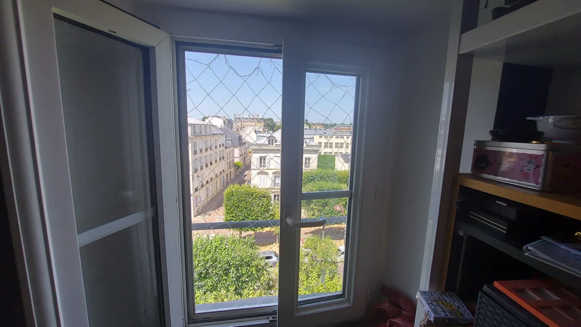 Charmant appartement rénové de 2/3 pièces au cœur de Versailles 