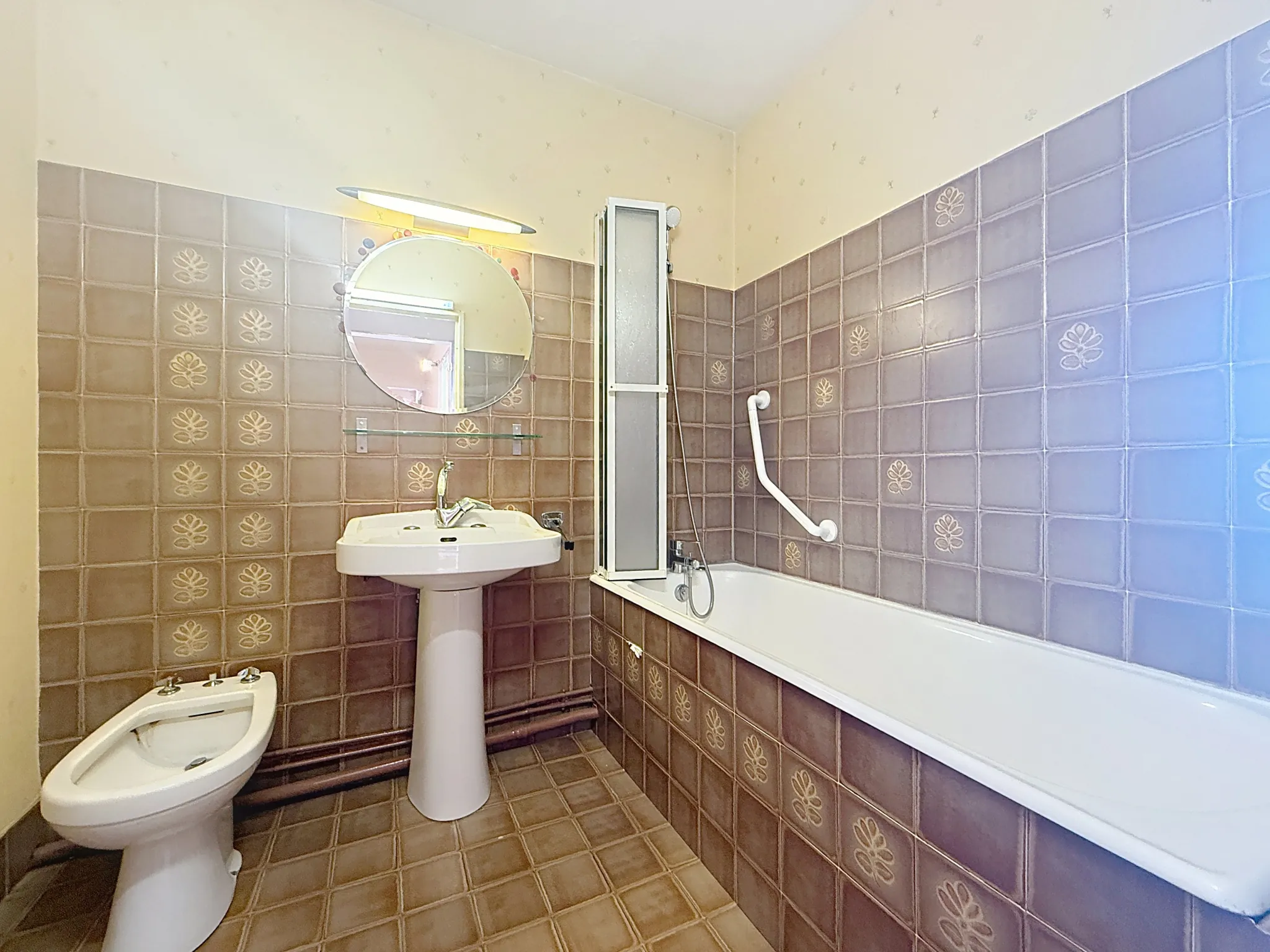 Vente appartement T4 de 92 m² avec balcon à Saint-Étienne Centre 