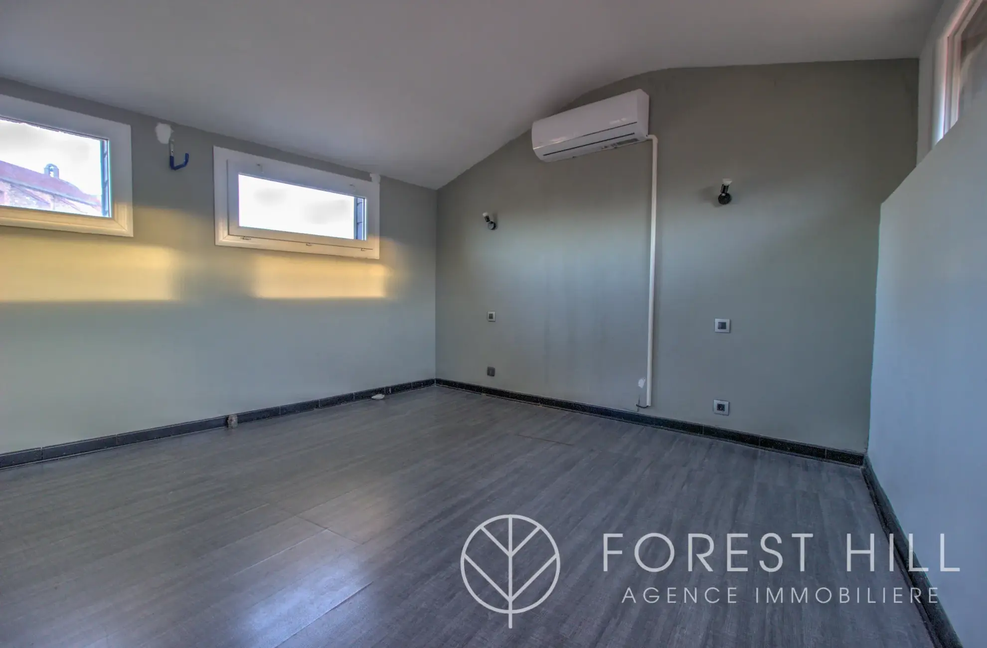 Maison 5 chambres à Thuir en centre-ville avec terrasses 