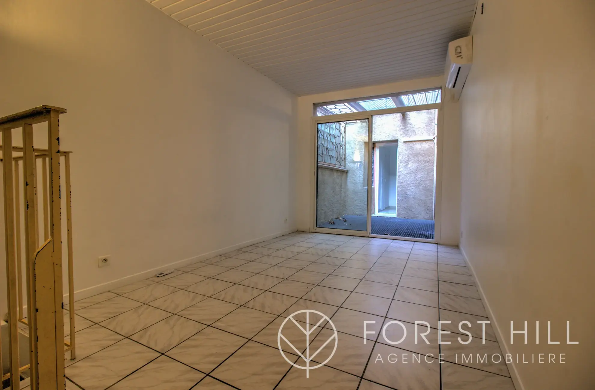 Maison 5 chambres à Thuir en centre-ville avec terrasses 