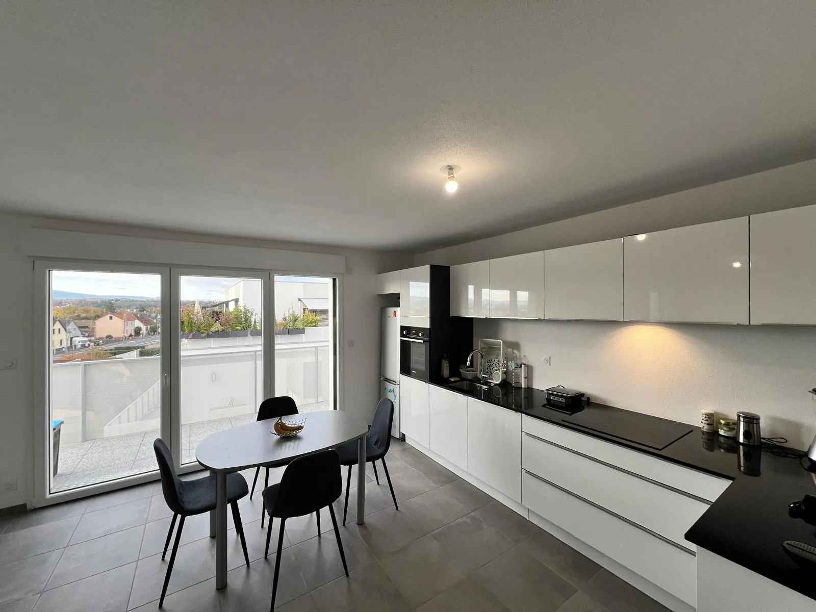 Appartement T3 neuf avec terrasse et garage à St-Louis