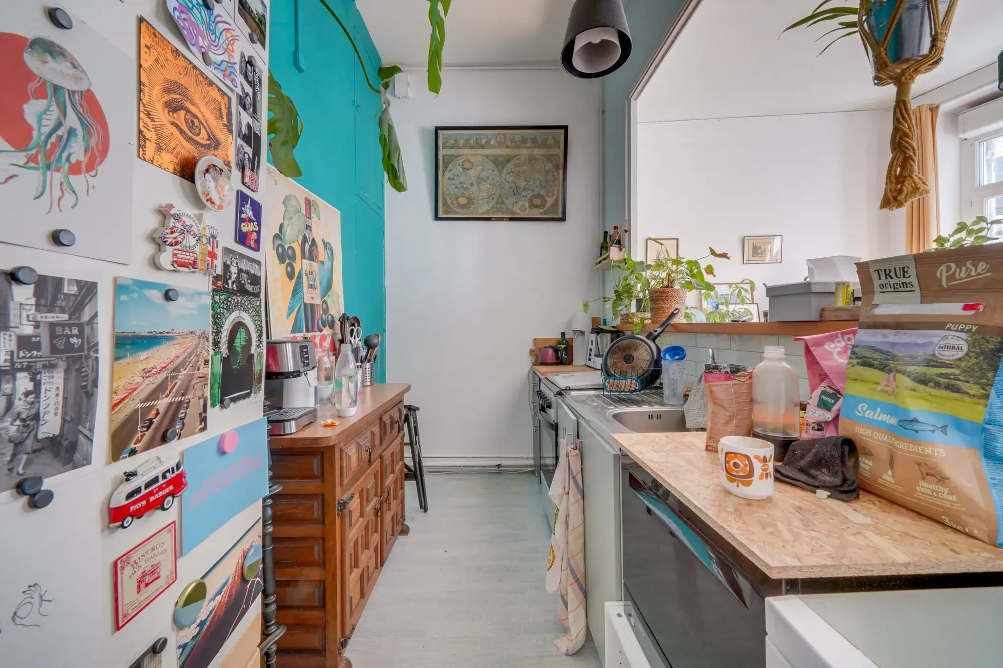 Appartement T2 à Bordeaux près de Gambetta avec cave et potentiel de rénovation 