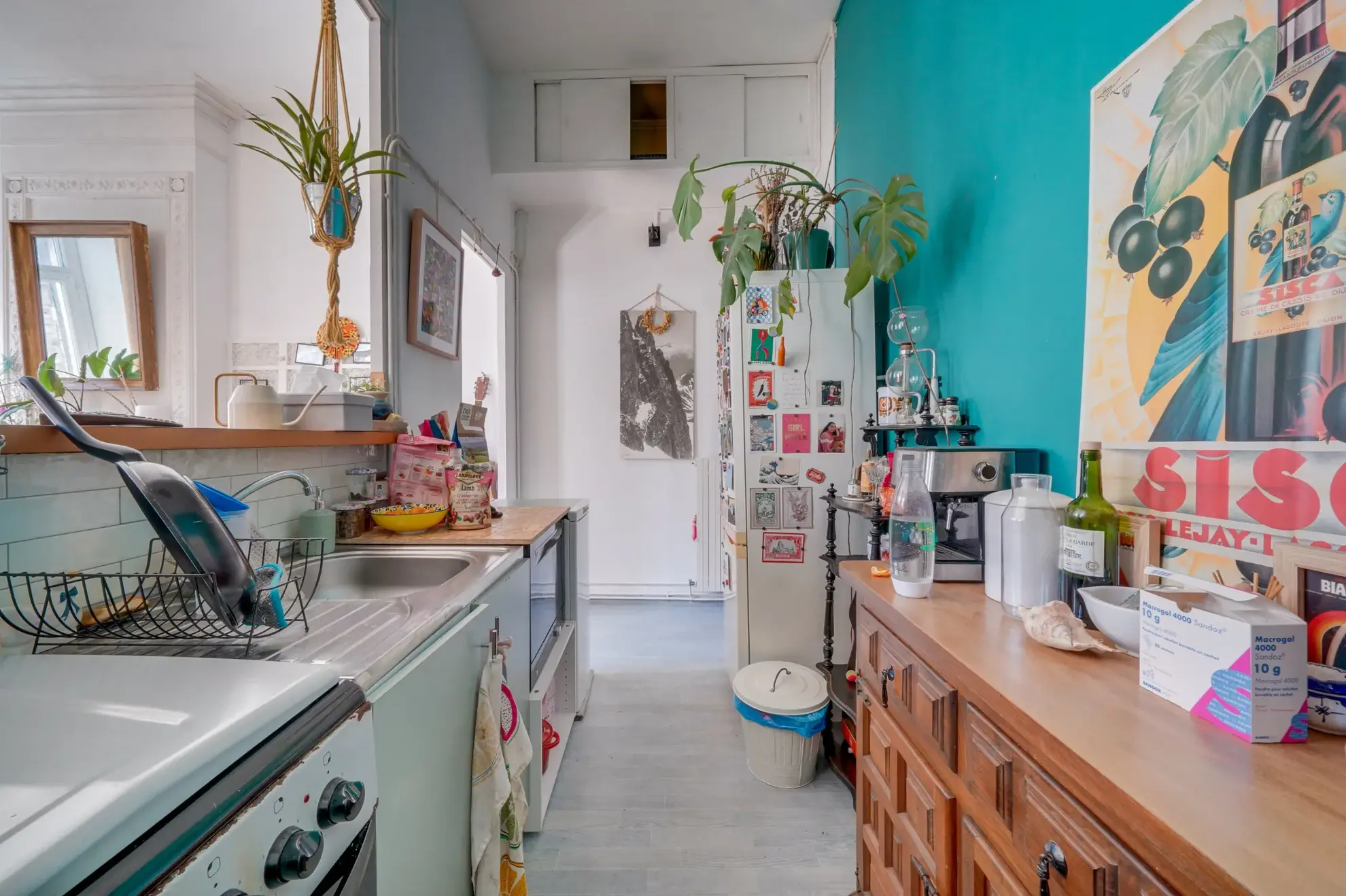 Appartement T2 à Bordeaux près de Gambetta avec cave et potentiel de rénovation 