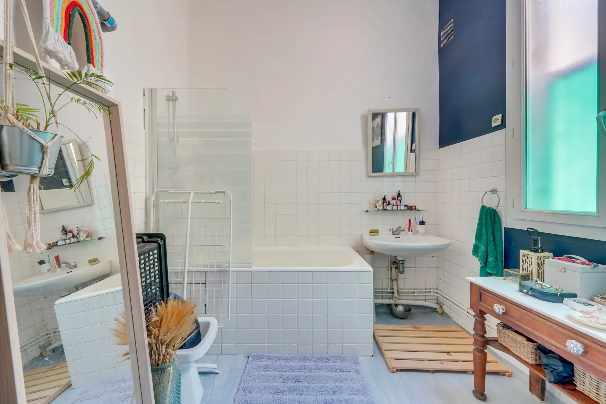 Appartement T2 à Bordeaux près de Gambetta avec cave et potentiel de rénovation 