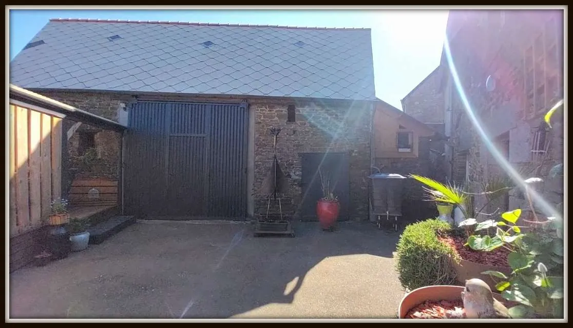 Maison en pierre de 100 m² avec dépendance à Pleine-Fougères proche Mont-Saint-Michel 