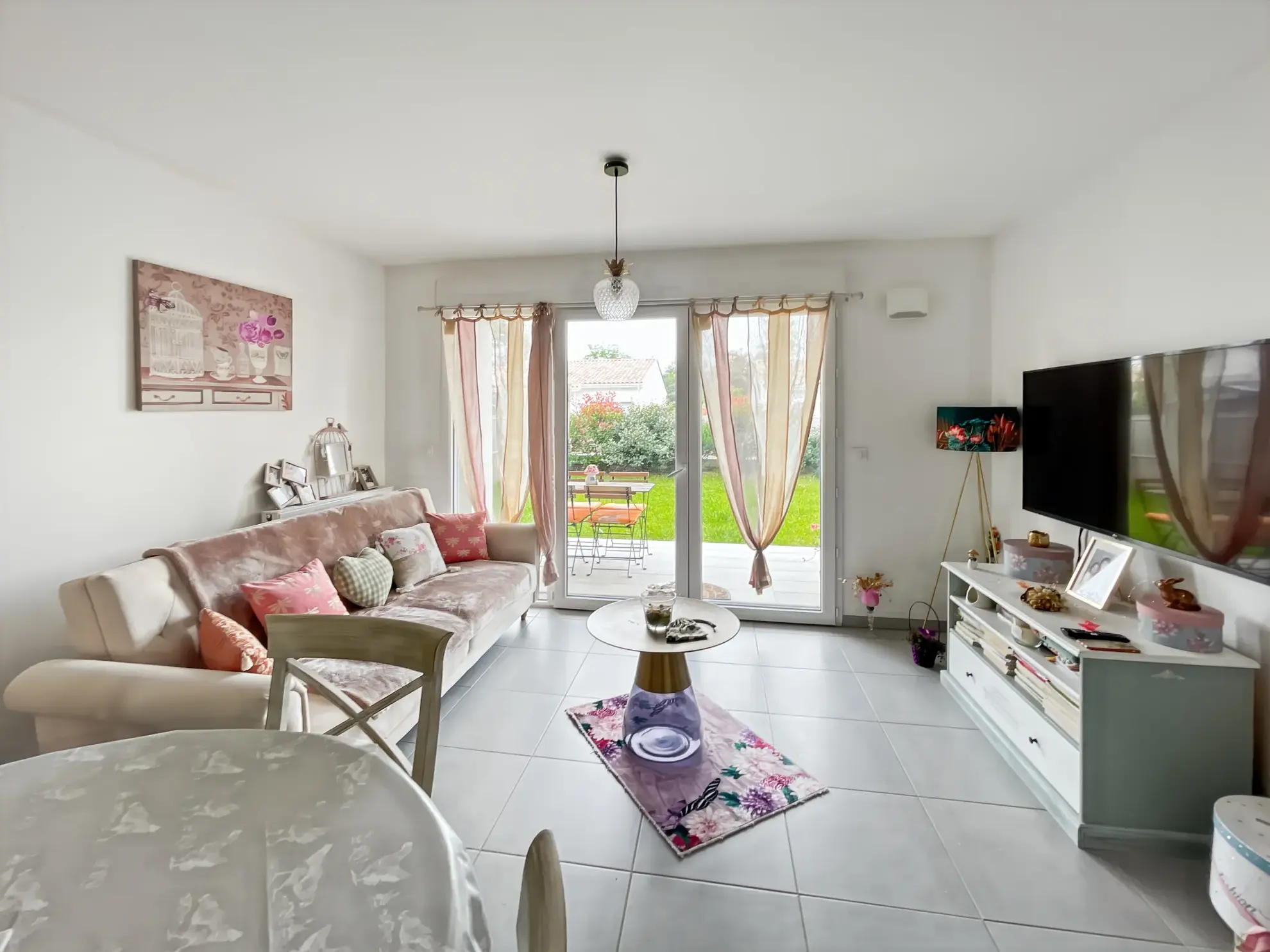 Appartement T2 neuf avec jardin et terrasse à Saint-Médard-D'Eyrans 