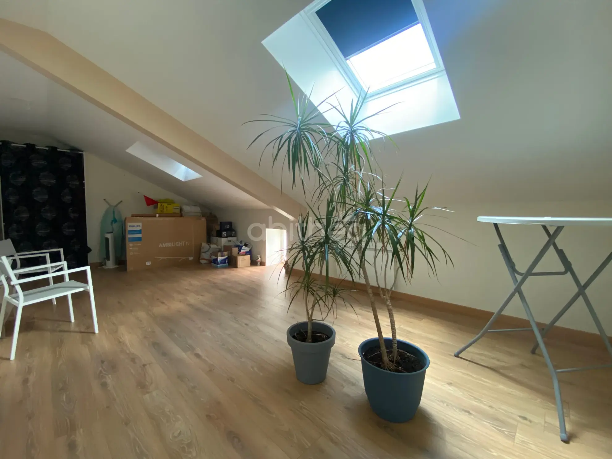 Maison de campagne rénovée de 190 m² à Roussines, proche Montbron 