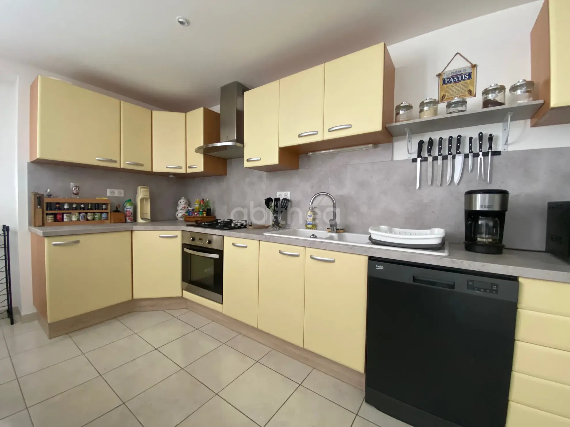 Maison de campagne rénovée de 190 m² à Roussines, proche Montbron 