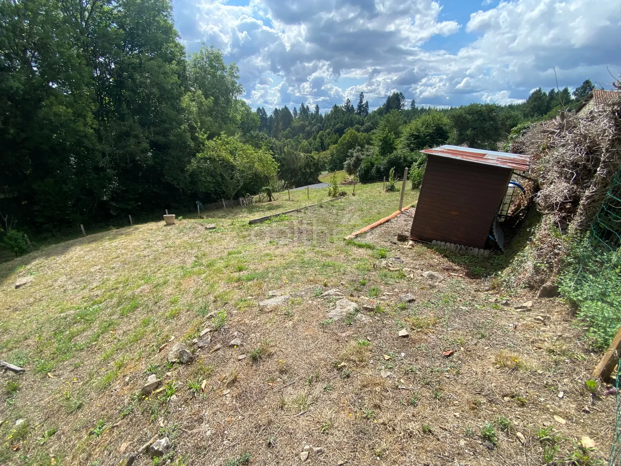 Maison de campagne rénovée de 190 m² à Roussines, proche Montbron 