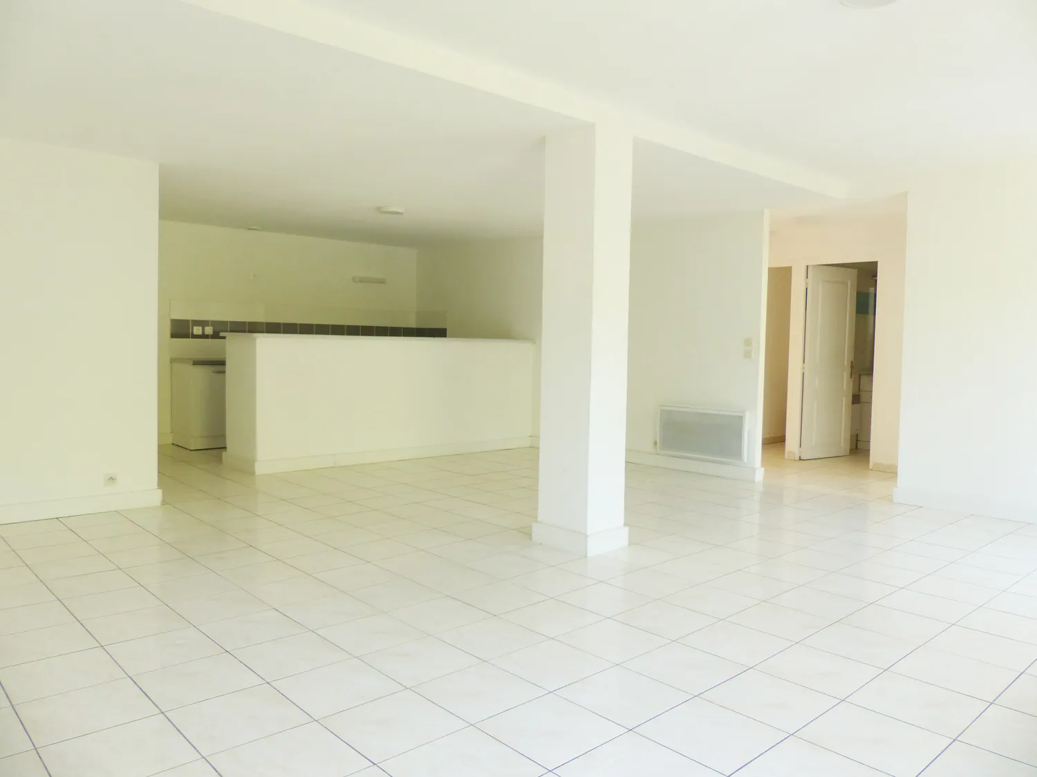 Appartement F5 rénové avec 4 chambres en centre-ville de Lamalou-les-Bains