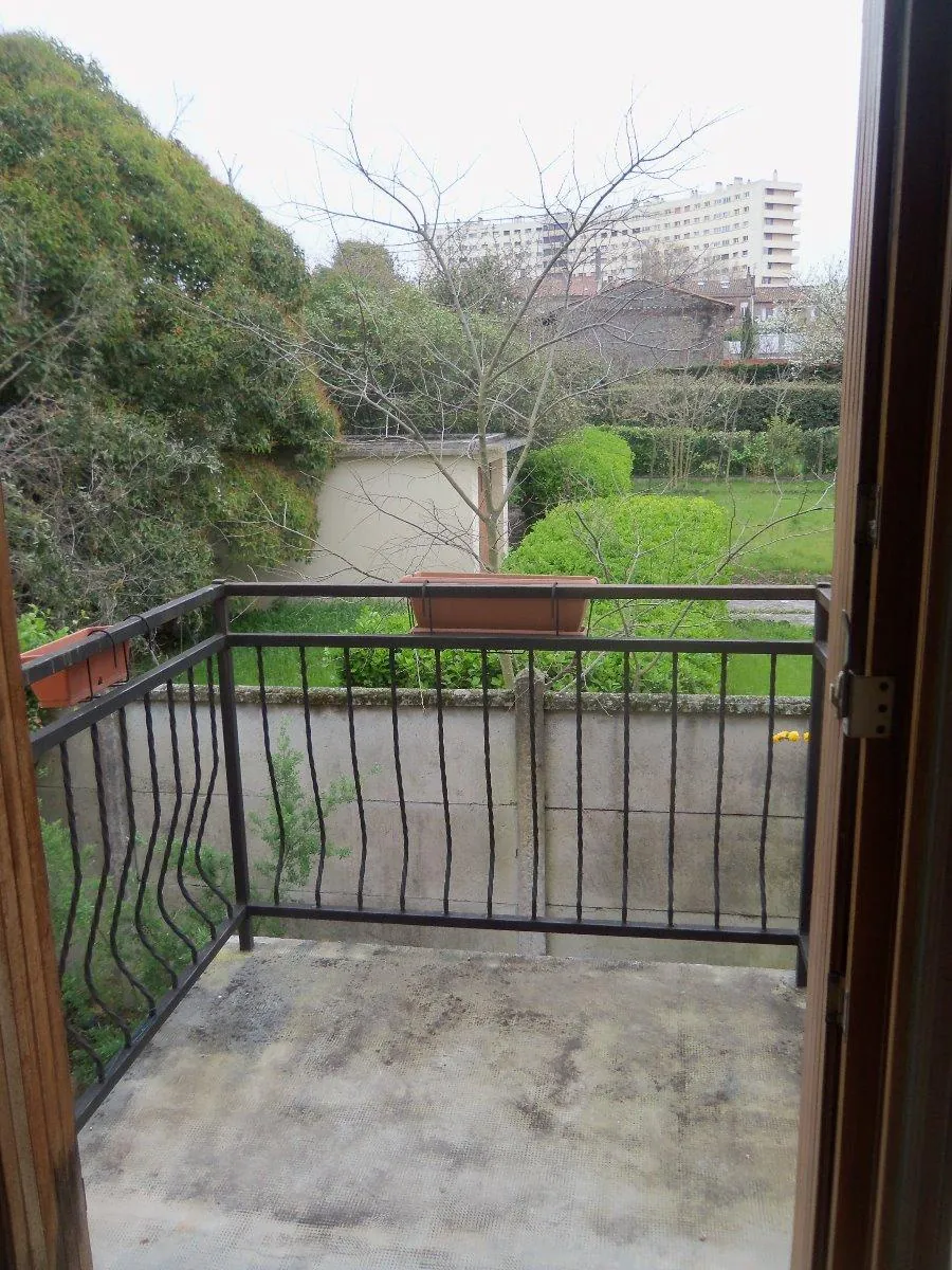 Appartements T2 à vendre à Toulouse avec terrasse et stationnement résidentiel 