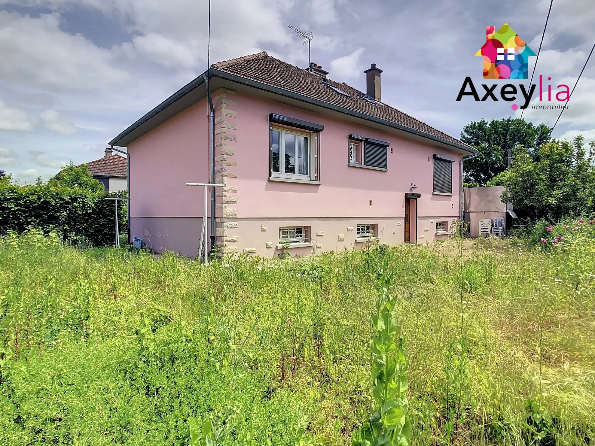 Vente maison familiale à Paray-le-Monial avec 4 chambres et terrasse 