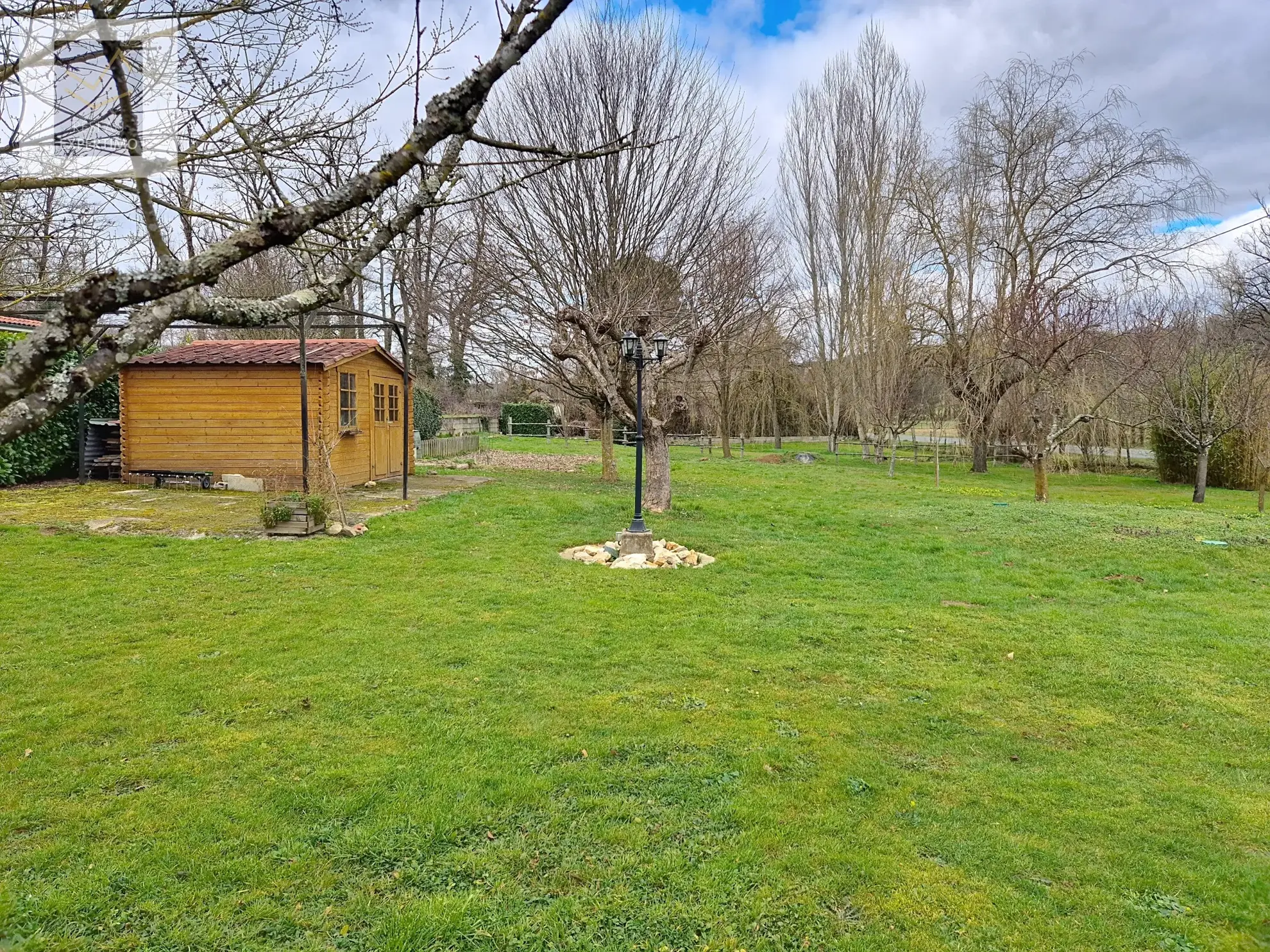 Très belle maison de plain-pied avec grand terrain près de Blagnac 