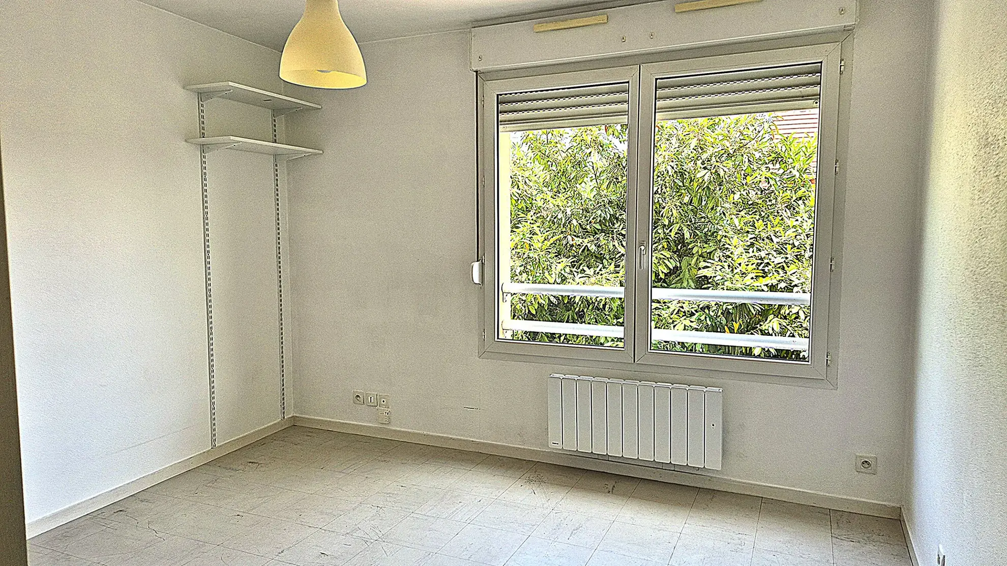 Studio à vendre à Besançon - Investissement sécurisé avec parking 