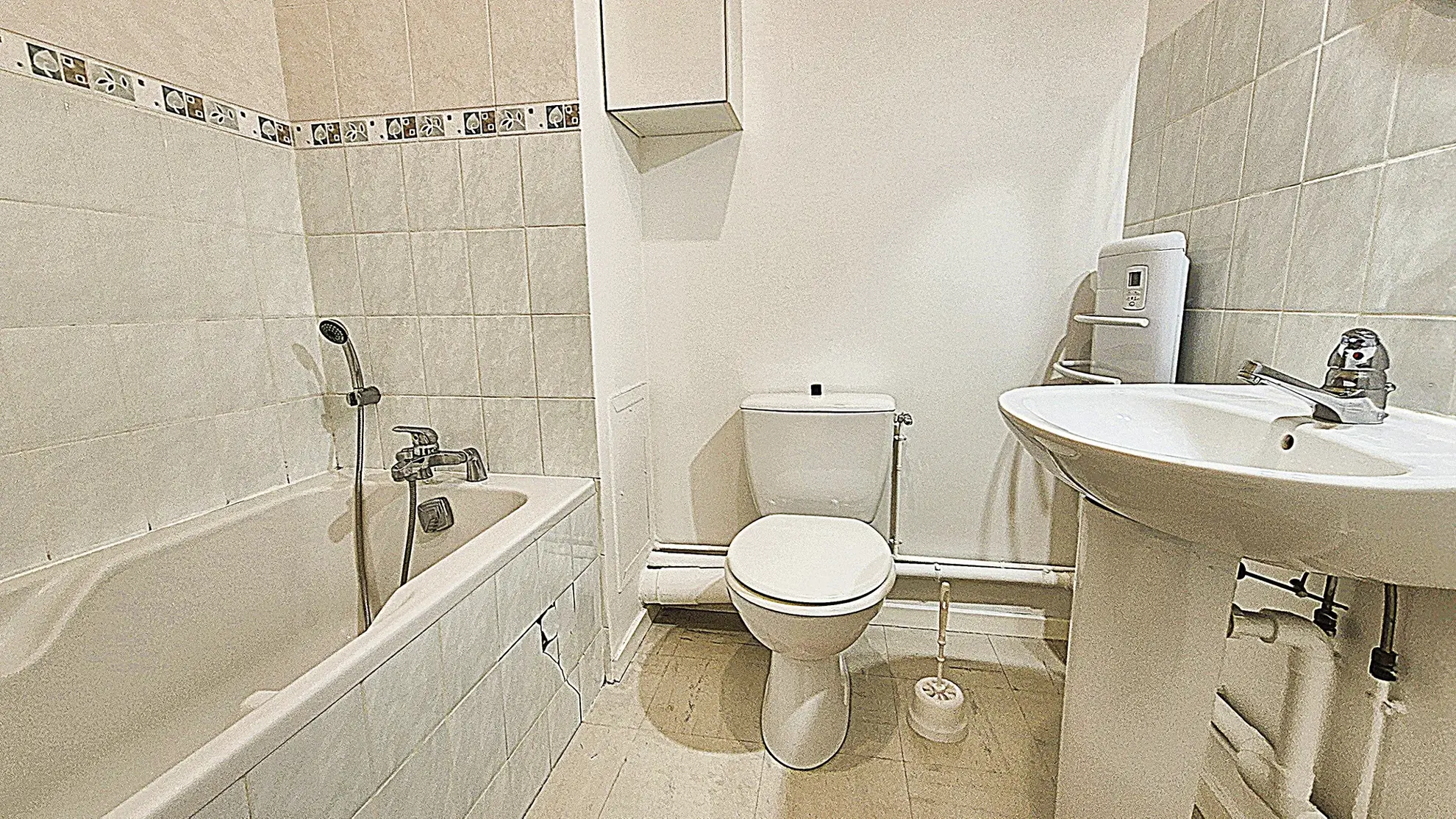 Studio à vendre à Besançon - Investissement sécurisé avec parking 