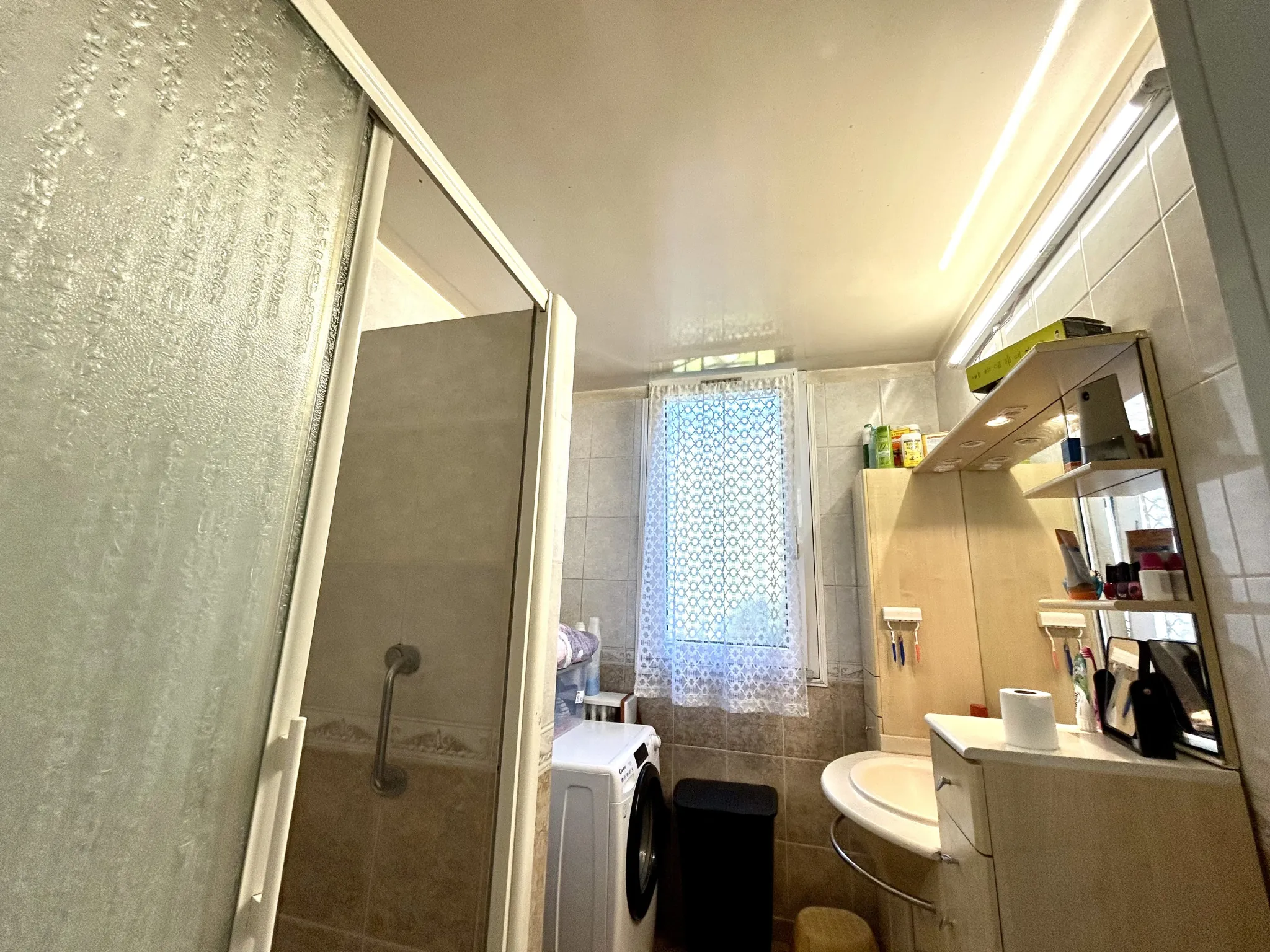 Maison de plain-pied avec dépendance et jardin à Blanc-Mesnil centre-ville 