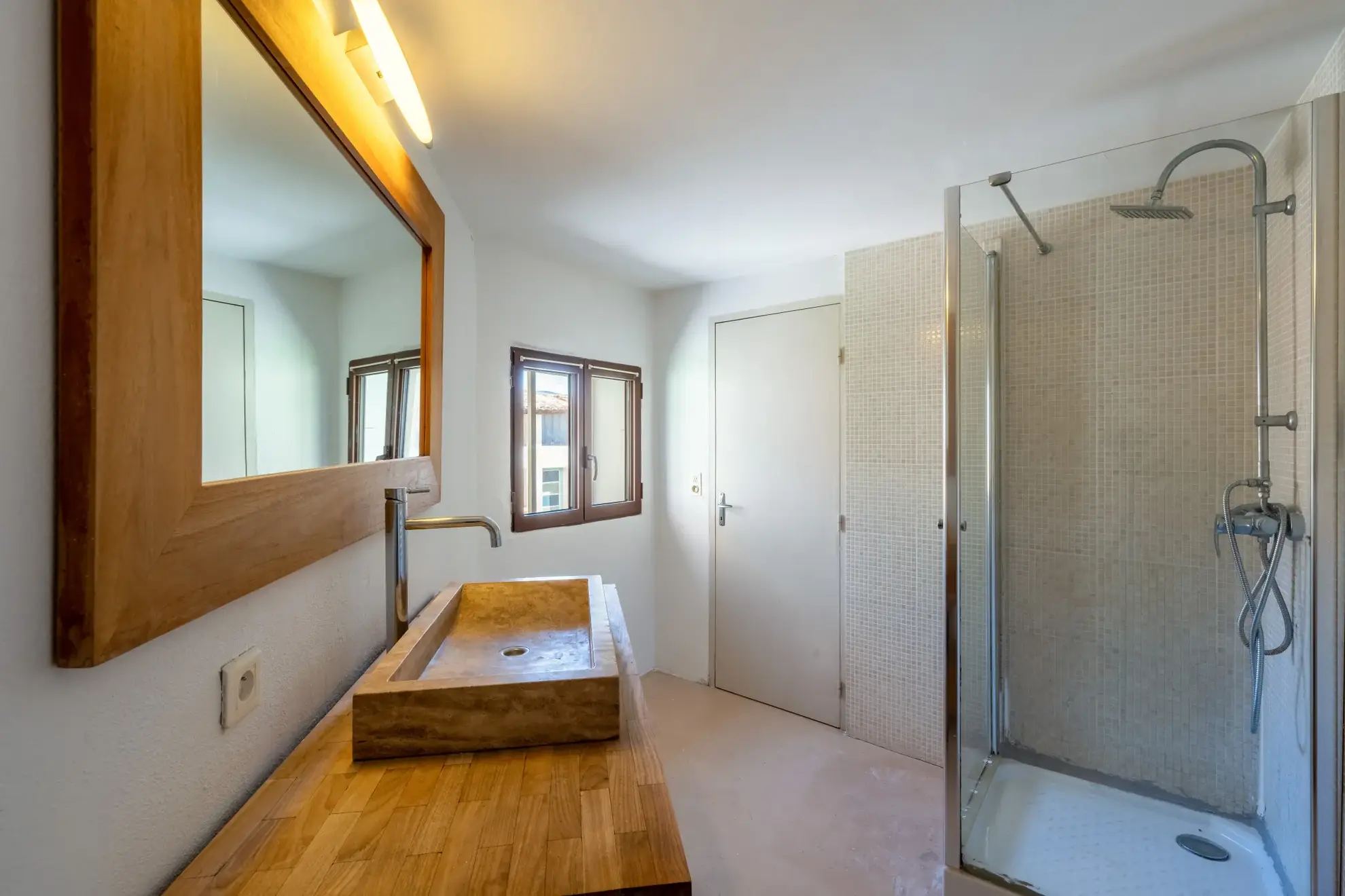 Maison de village avec remise et garage à Roussillon, Luberon 