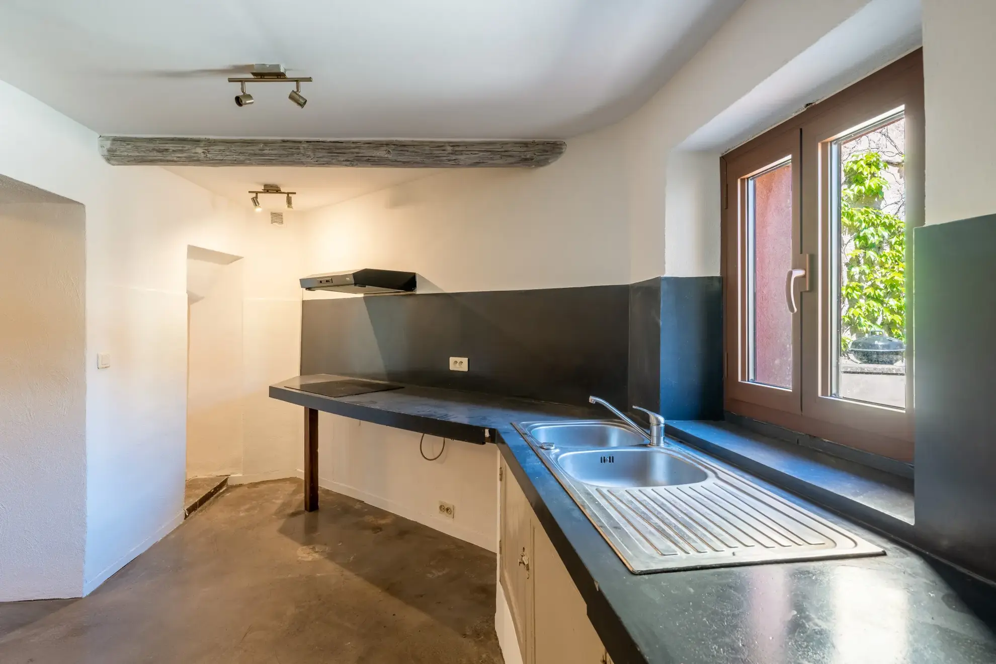 Maison de village avec remise et garage à Roussillon, Luberon 