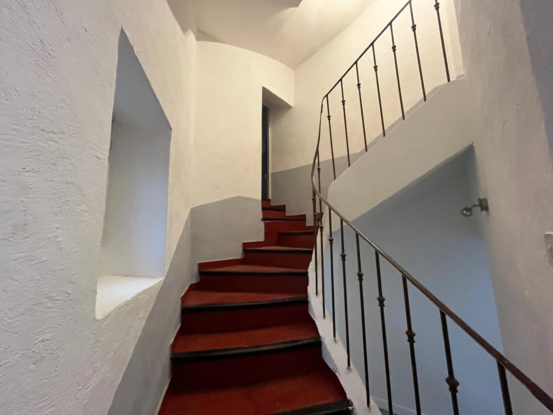 Maison de village avec remise et garage à Roussillon, Luberon 