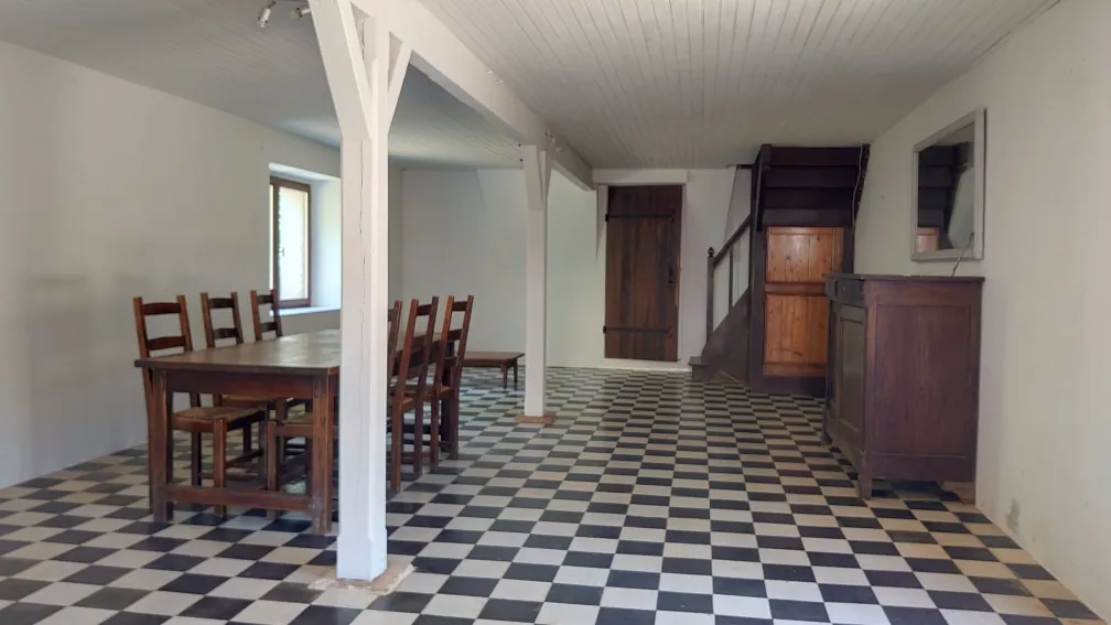 Authentique maison lotoise de 135 m² avec grange sur 2 hectares à Montcabrier 