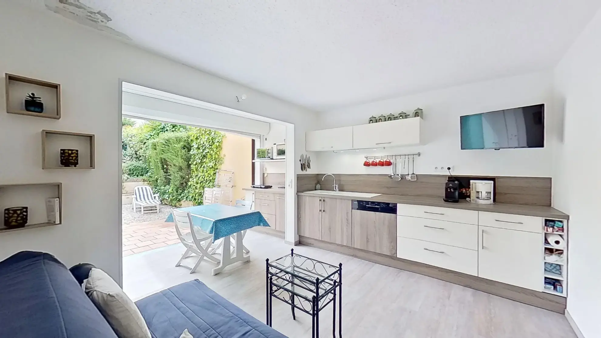 Terrain constructible de 1731 m² avec vue sur la Montagne Bourbonnaise à Saint-Pourcain-sur-Sioule